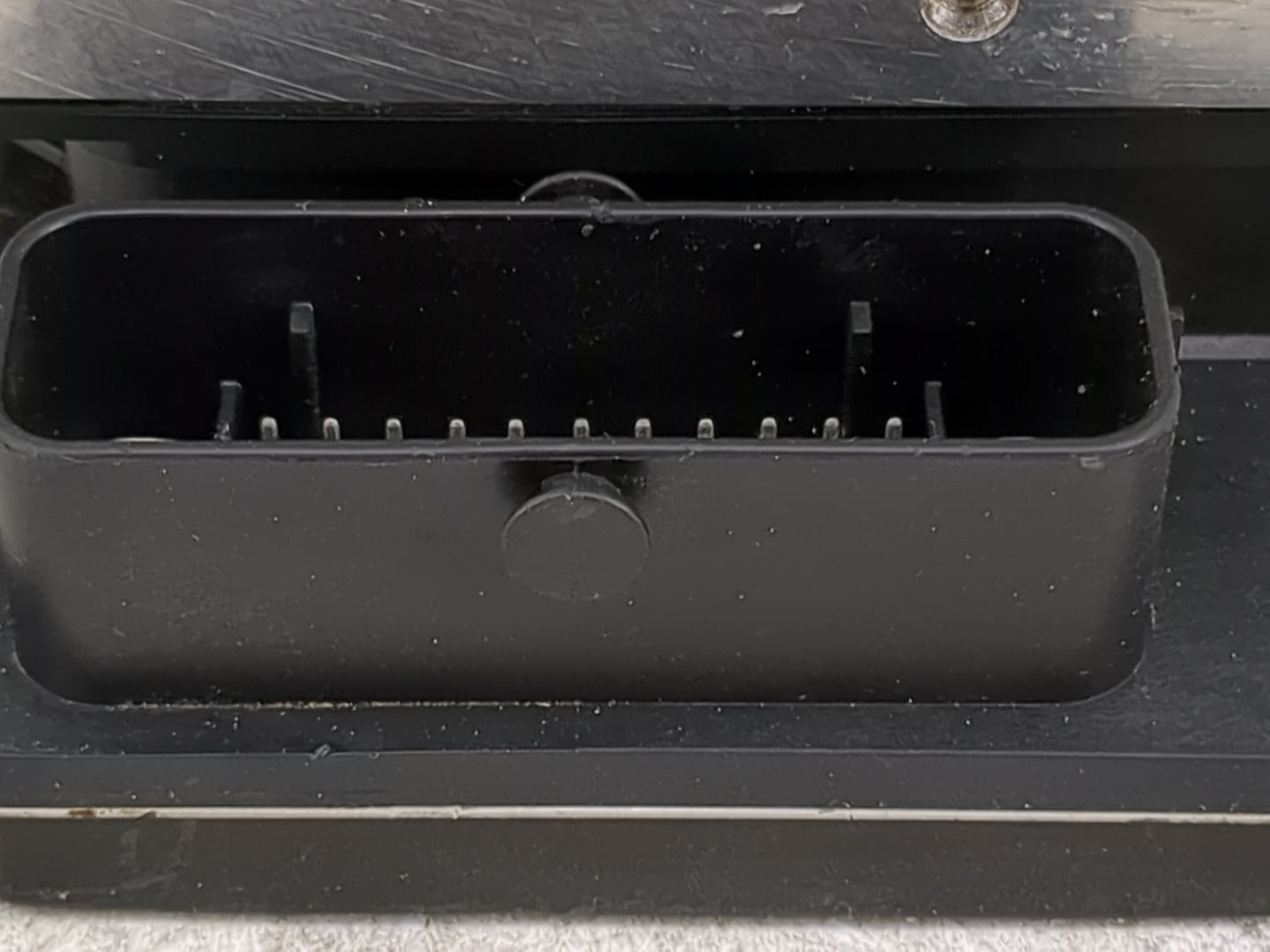 2013 Mercedes-Benz E350 ABS Pump Control Module Replacement P/N:0265236464 A2124315512, 5410L8290612 Fits Fits 2014 OEM Used