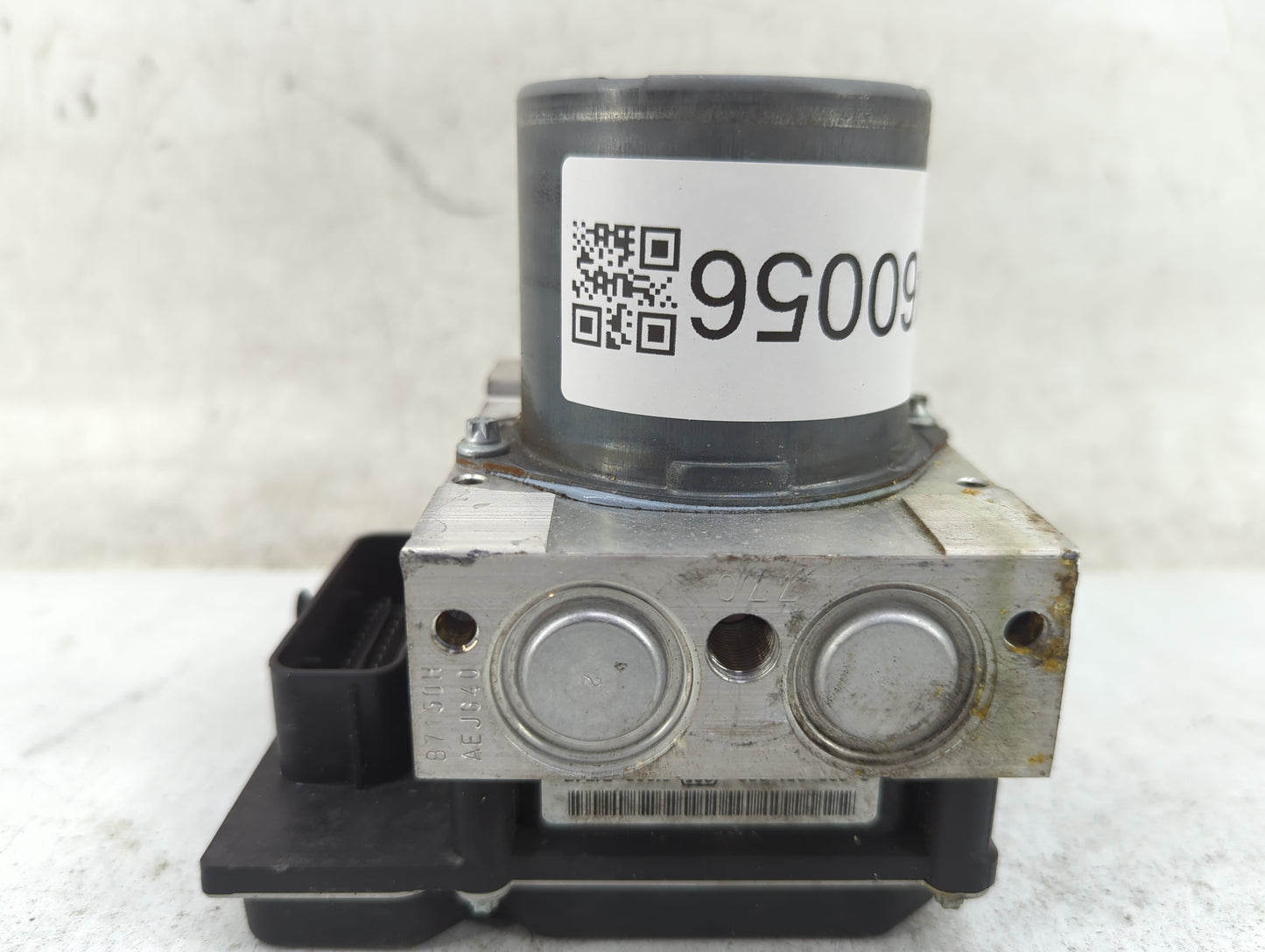 2013 Mercedes-Benz E350 ABS Pump Control Module Replacement P/N:A218 431 09 12 Fits Fits 2014 OEM Used Auto Parts - Oemuseda