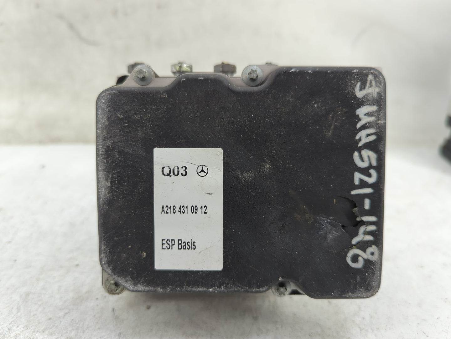 2013 Mercedes-Benz E350 ABS Pump Control Module Replacement P/N:A218 431 09 12 Fits Fits 2014 OEM Used Auto Parts - Oemuseda