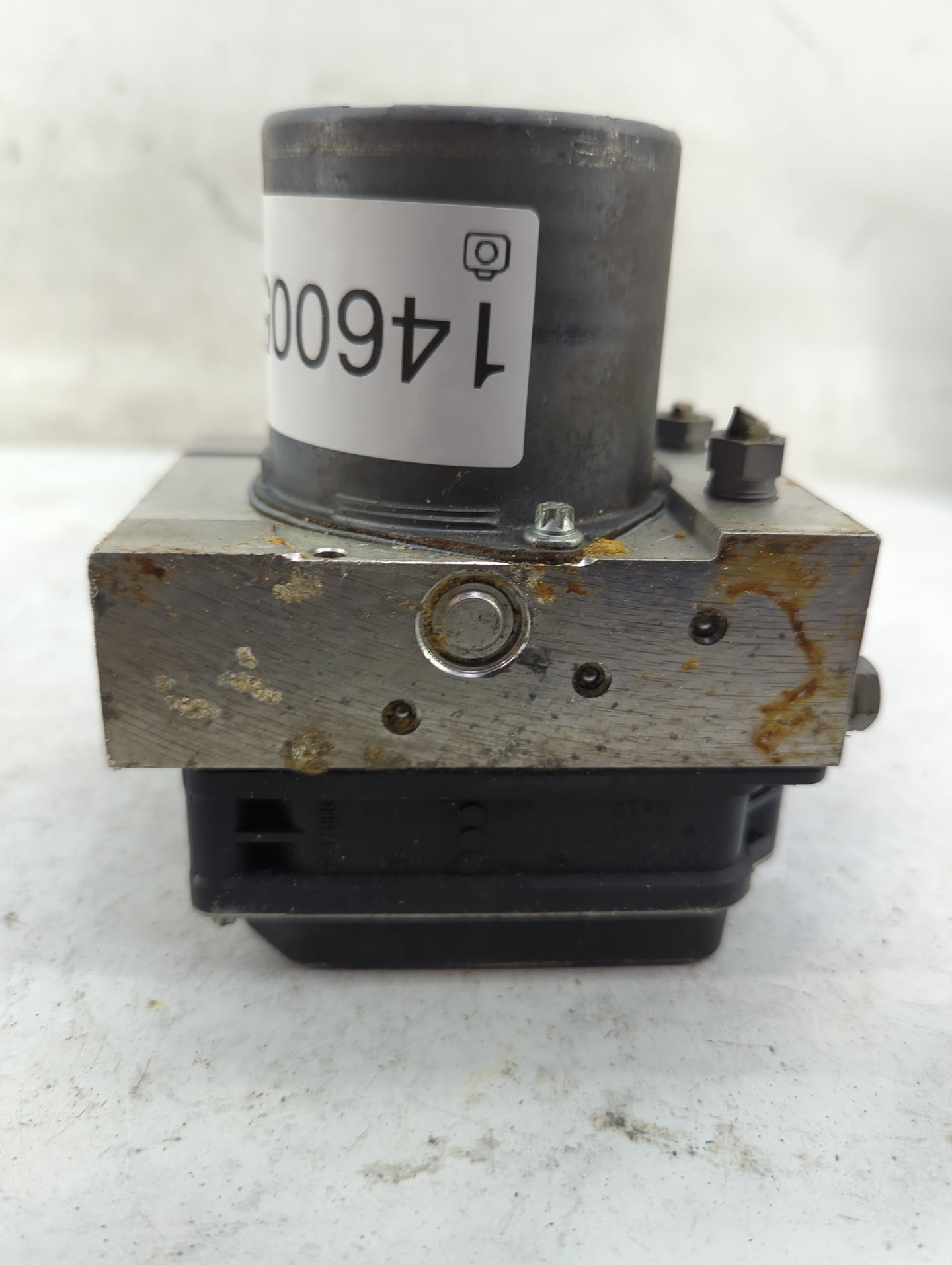 2013 Mercedes-Benz E350 ABS Pump Control Module Replacement P/N:A218 431 09 12 Fits Fits 2014 OEM Used Auto Parts - Oemuseda