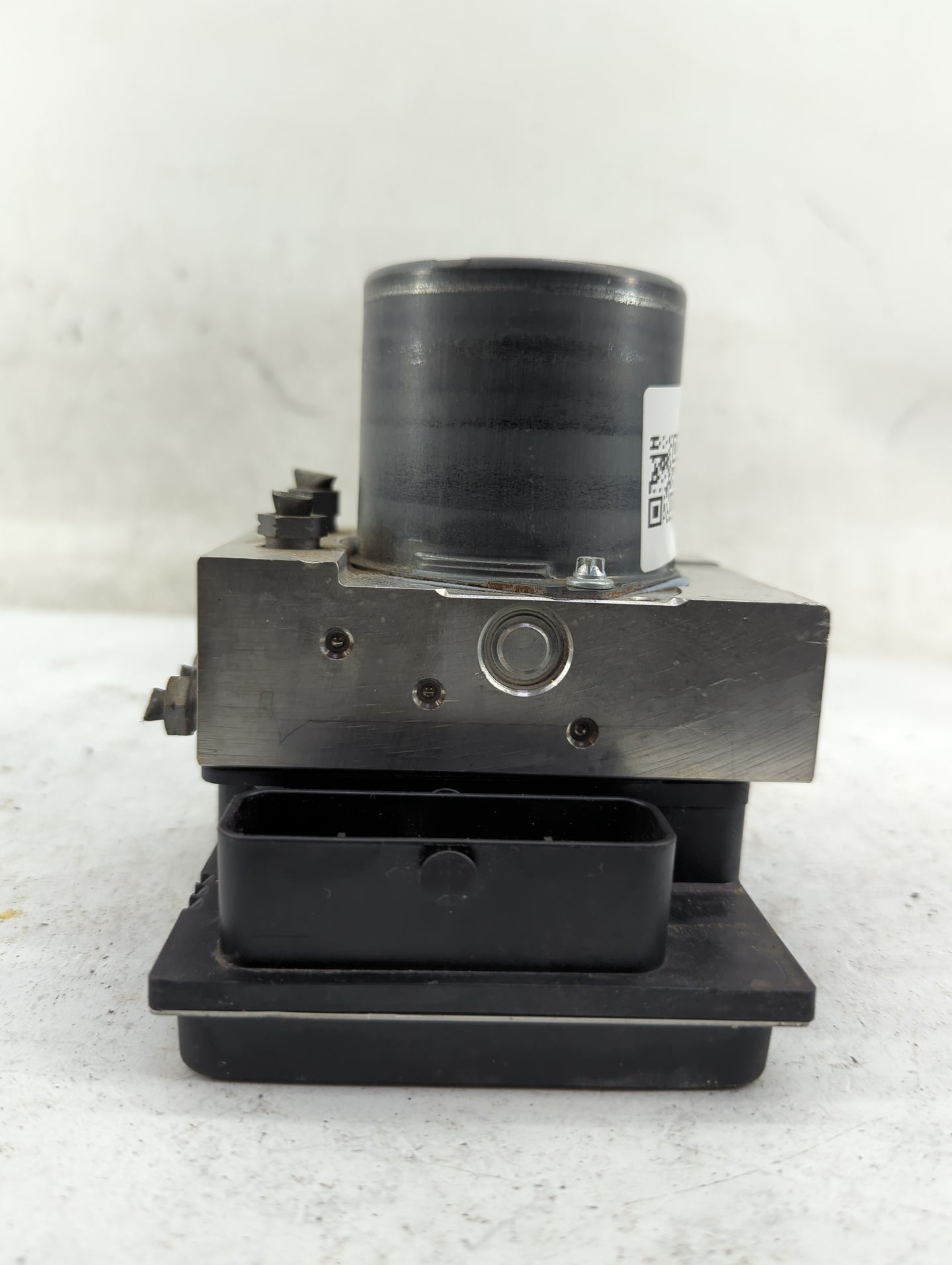 2013 Mercedes-Benz E350 ABS Pump Control Module Replacement P/N:A212 431 55 12 0 265 236 464 Fits Fits 2014 OEM Used Auto Pa