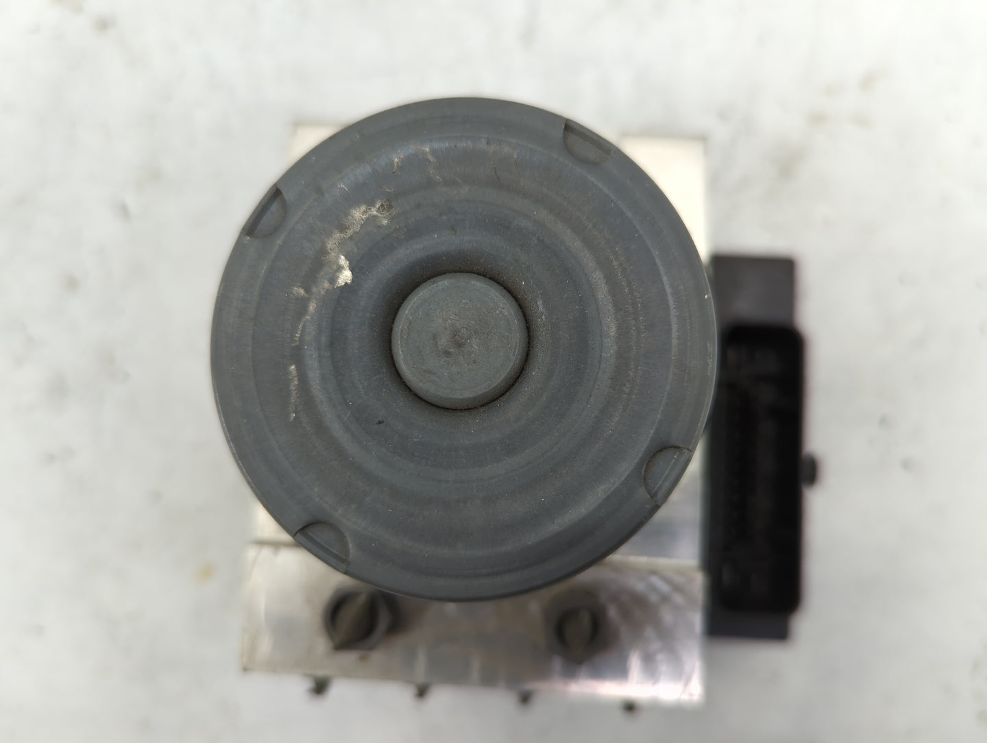 2013 Mercedes-Benz E350 ABS Pump Control Module Replacement P/N:A212 431 55 12 0 265 236 464 Fits Fits 2014 OEM Used Auto Pa