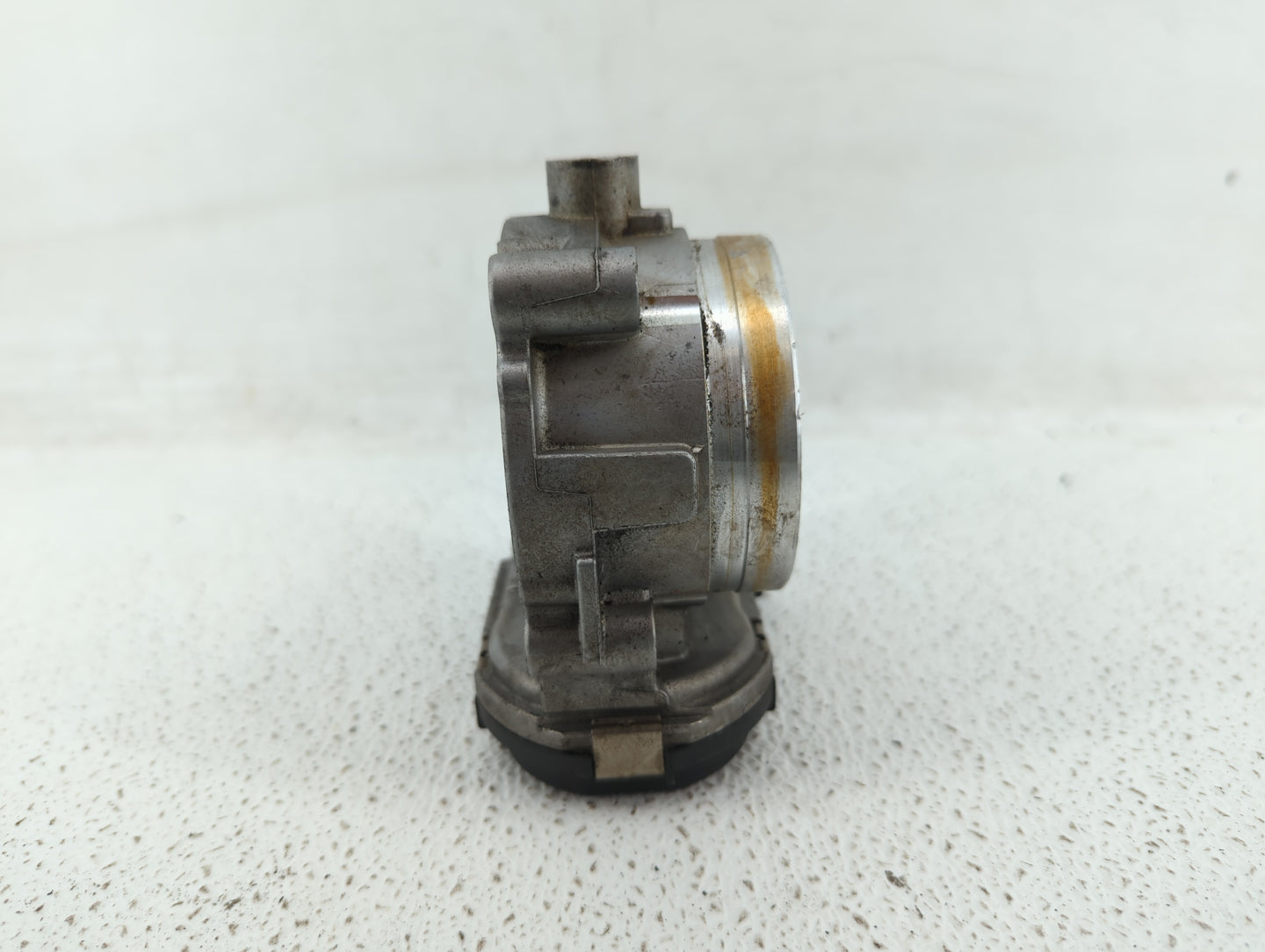 2012-2016 Mercedes-Benz E350 Throttle Body P/N:A 276 141 01 25 2761410125 Fits OEM Used Auto Parts - Oemusedautoparts1.com