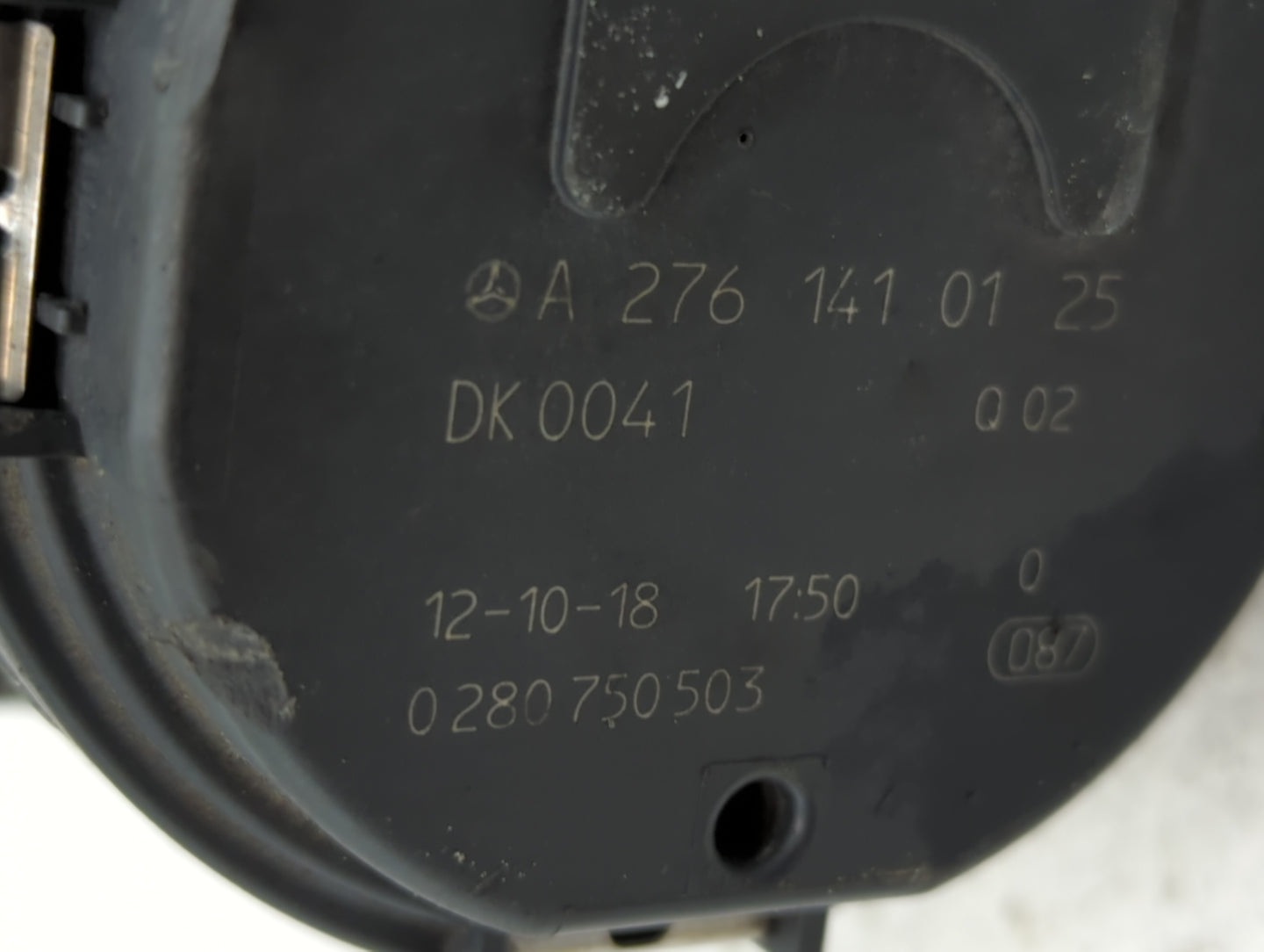 2012-2016 Mercedes-Benz E350 Throttle Body P/N:A 276 141 01 25 2761410125 Fits OEM Used Auto Parts - Oemusedautoparts1.com