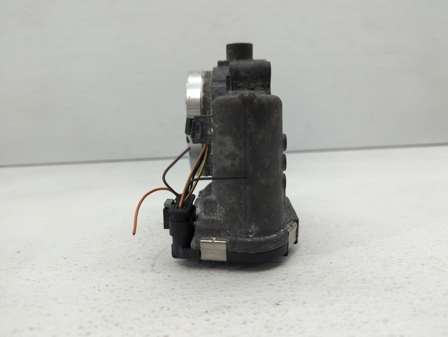 2012-2016 Mercedes-Benz E350 Throttle Body P/N:A 276 141 01 25 2761410125 Fits OEM Used Auto Parts - Oemusedautoparts1.com