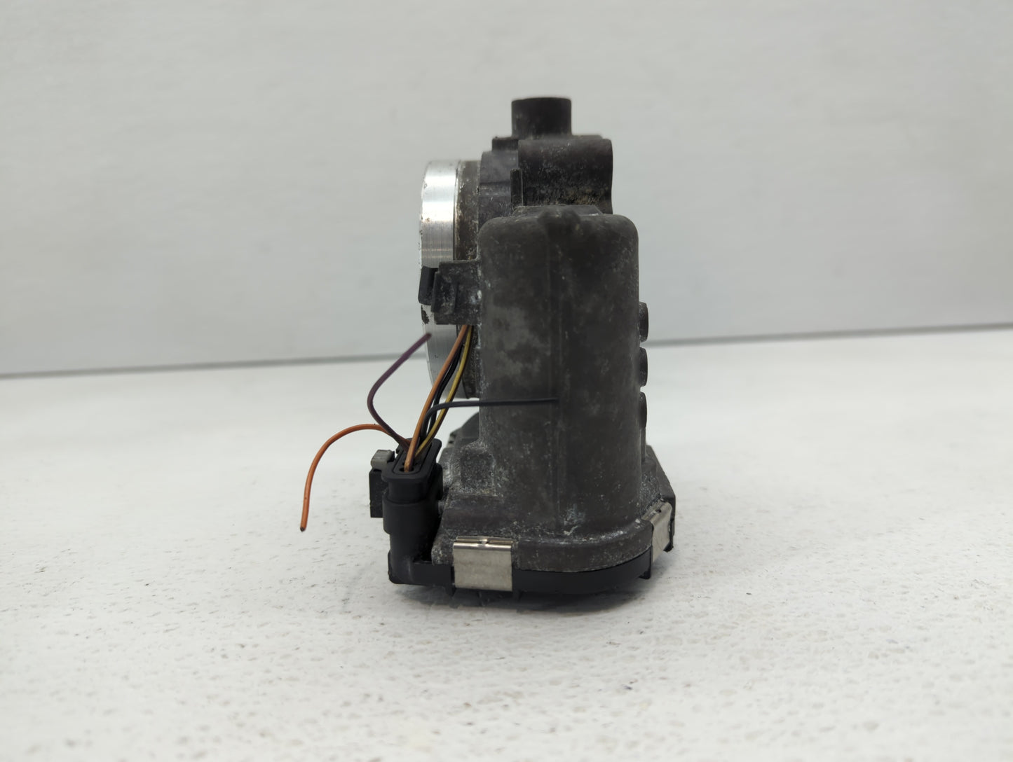 2012-2016 Mercedes-Benz E350 Throttle Body P/N:A 276 141 01 25 2761410125 Fits OEM Used Auto Parts - Oemusedautoparts1.com