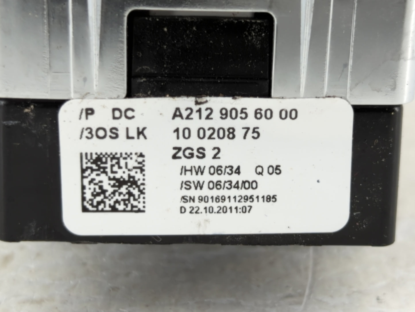 2010-2016 Mercedes-Benz E350 Master Power Window Switch Replacement Driver Side Left P/N:A212 905 60 00 Fits OEM Used Auto P