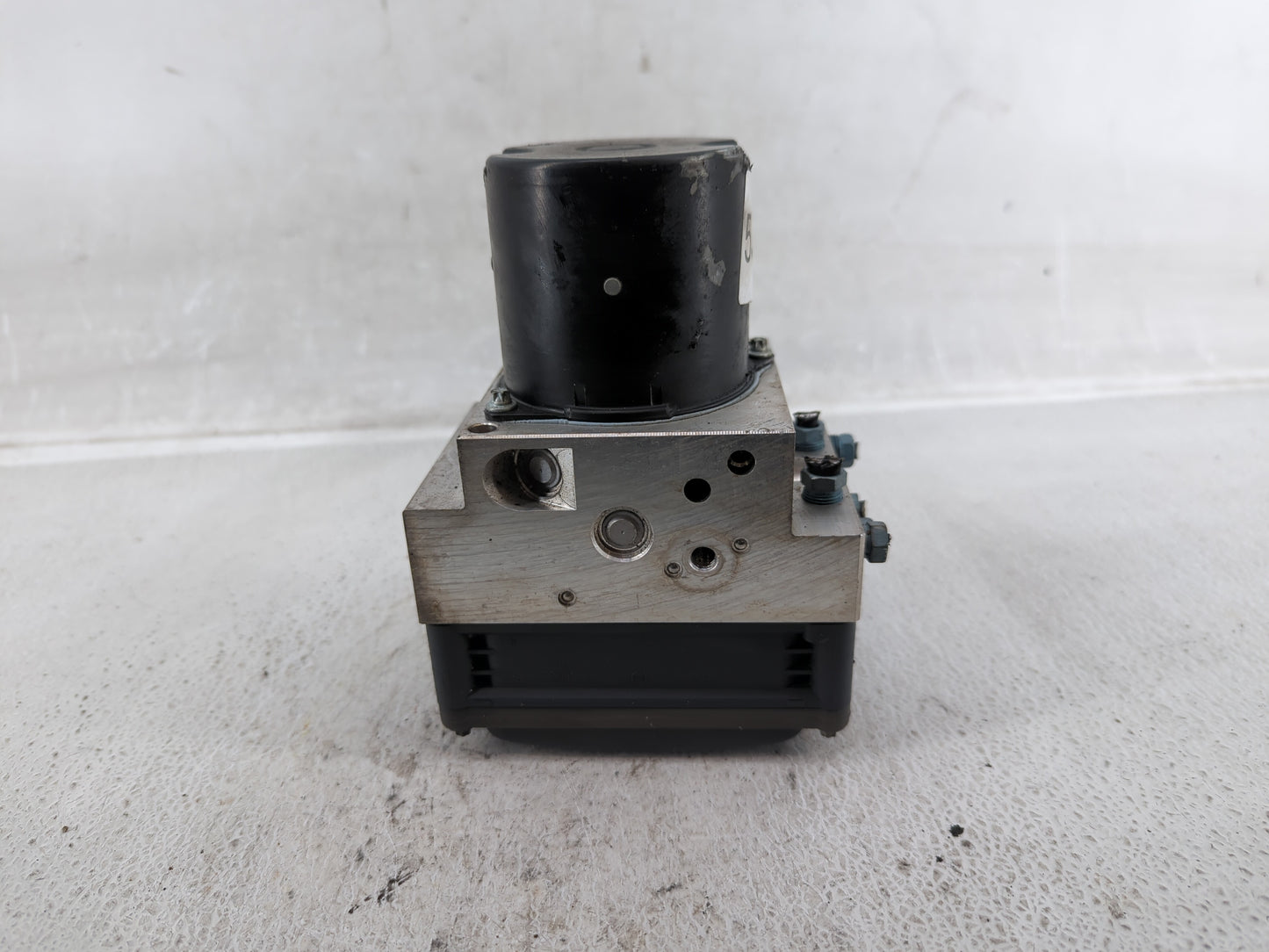 2013 Mercedes-Benz E350 ABS Pump Control Module Replacement P/N:3451 6791173-01 3451 6785442-01 Fits OEM Used Auto Parts - O