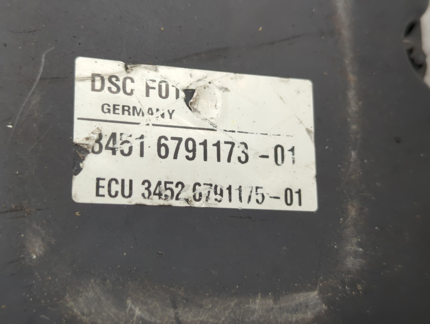 2013 Mercedes-Benz E350 ABS Pump Control Module Replacement P/N:3451 6791173-01 3451 6785442-01 Fits OEM Used Auto Parts - O