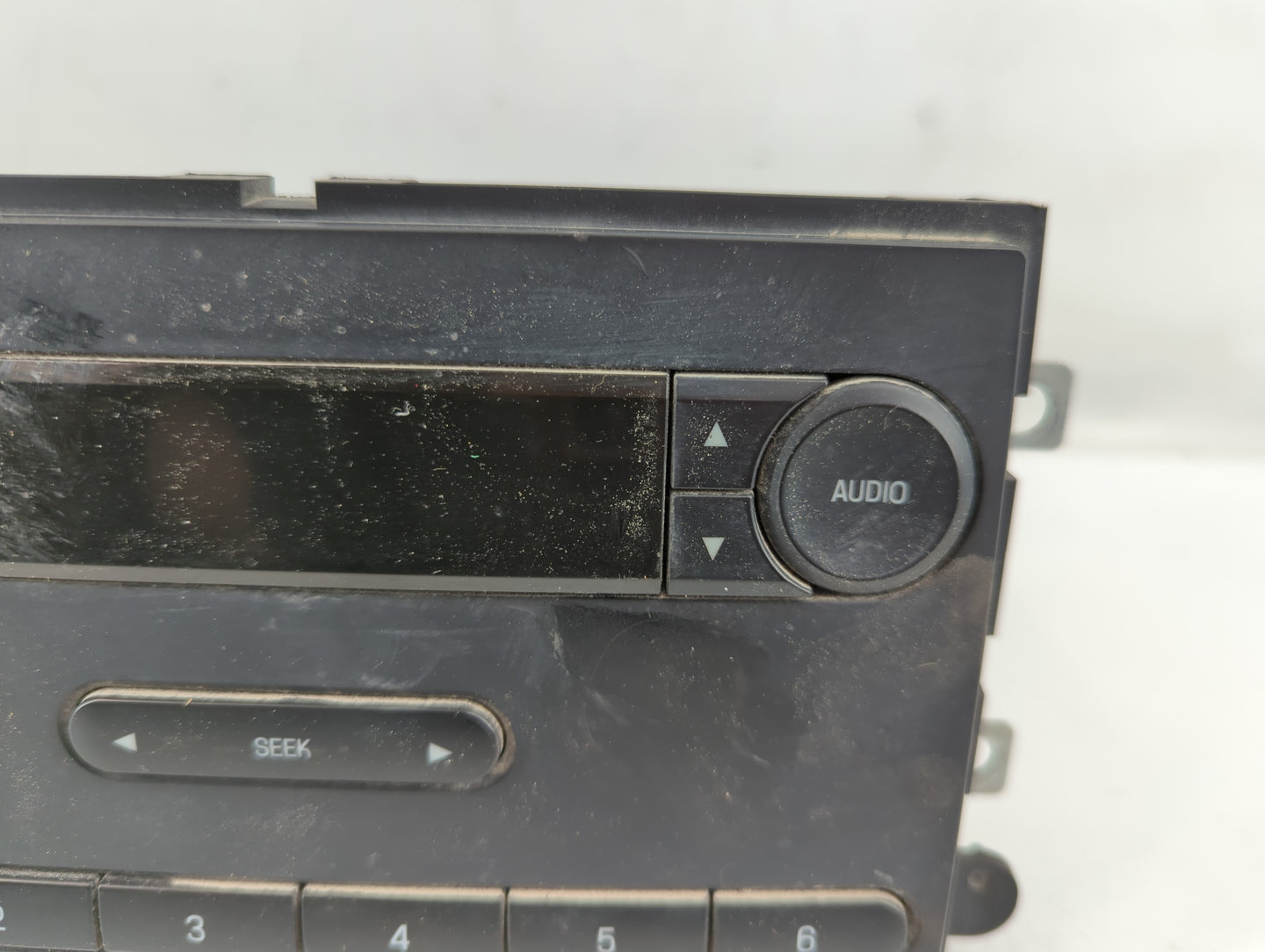 2013 Mercedes-Benz E350 Radio AM FM Cd Player Receiver Replacement P/N:DC2T-18K810-BA Fits Fits 2014 2015 2016 2017 2018 201