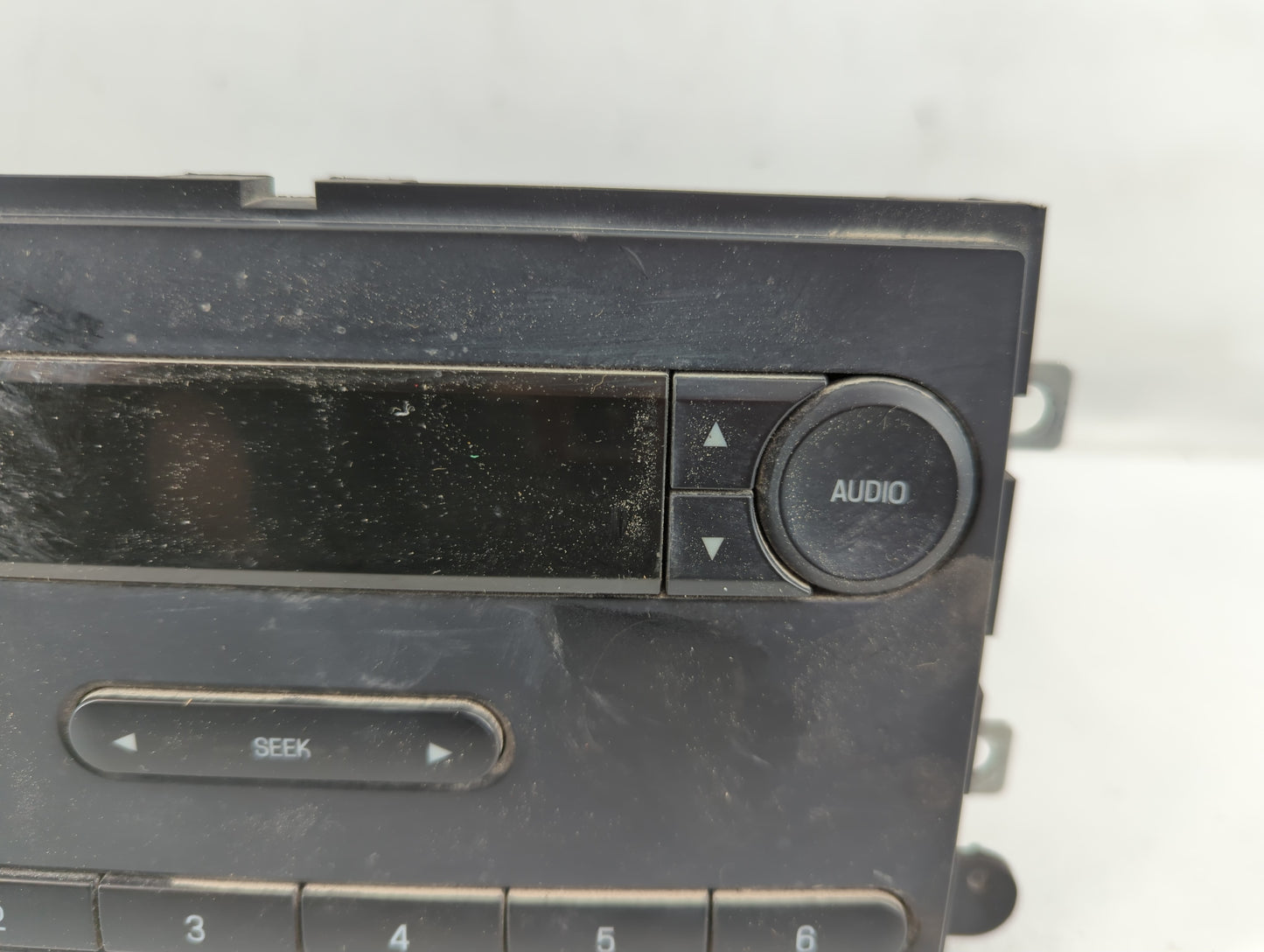 2013 Mercedes-Benz E350 Radio AM FM Cd Player Receiver Replacement P/N:DC2T-18K810-BA Fits Fits 2014 2015 2016 2017 2018 201