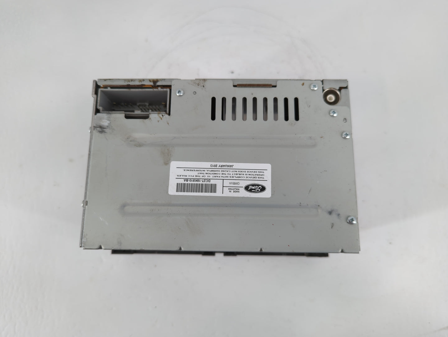 2013 Mercedes-Benz E350 Radio AM FM Cd Player Receiver Replacement P/N:DC2T-18K810-BA Fits Fits 2014 2015 2016 2017 2018 201