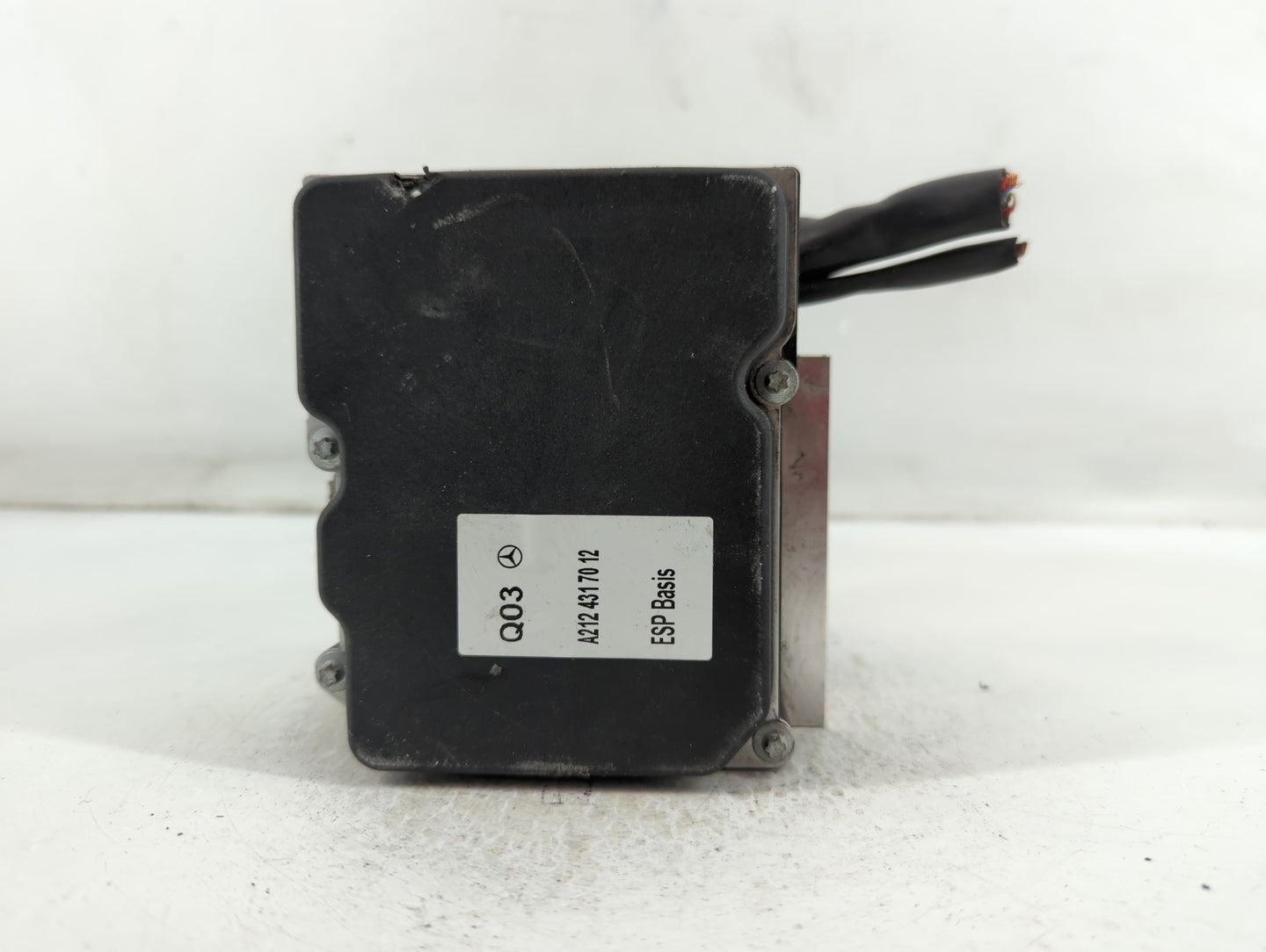 2013 Mercedes-Benz E350 ABS Pump Control Module Replacement P/N:0 265 239 257 Fits OEM Used Auto Parts - Oemusedautoparts1.c