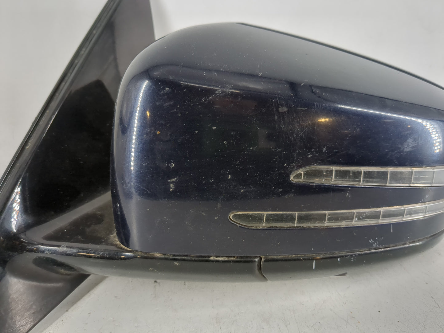 2011-2014 Mercedes-Benz E550 Driver Side View Mirror - Left Door Mirror OEM Used - Oemusedautoparts1.com