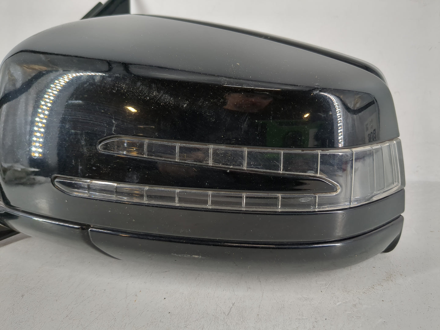 2011-2014 Mercedes-Benz E550 Driver Side View Mirror - Left Door Mirror OEM Used - Oemusedautoparts1.com