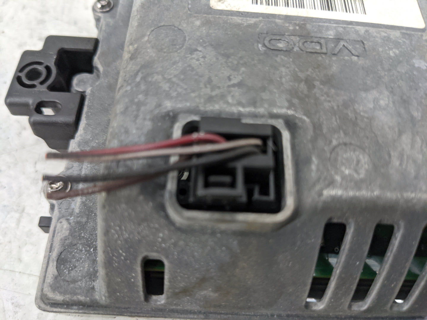 Mercedes-benz Gl-class Information Display Screen 1468985 - Oemusedautoparts1.com