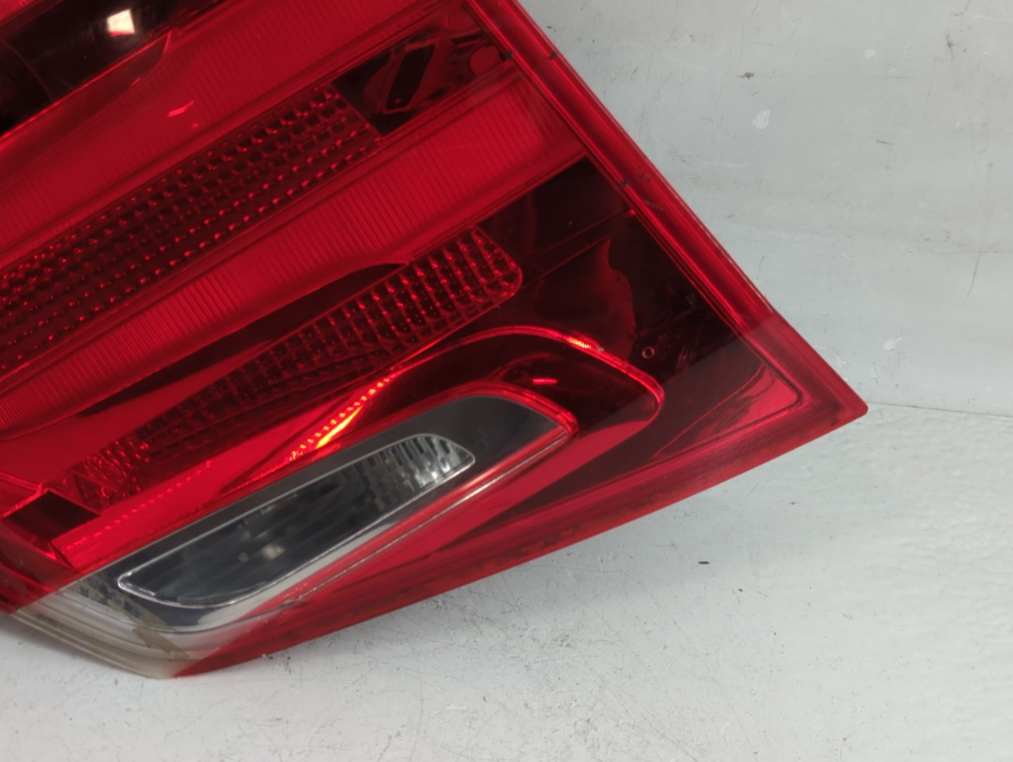2013-2016 Mercedes-Benz Gl450 Tail Light Assembly Driver Left OEM P/N:A 166 820 11 64 Fits Fits 2013 2014 2015 2016 OEM Used