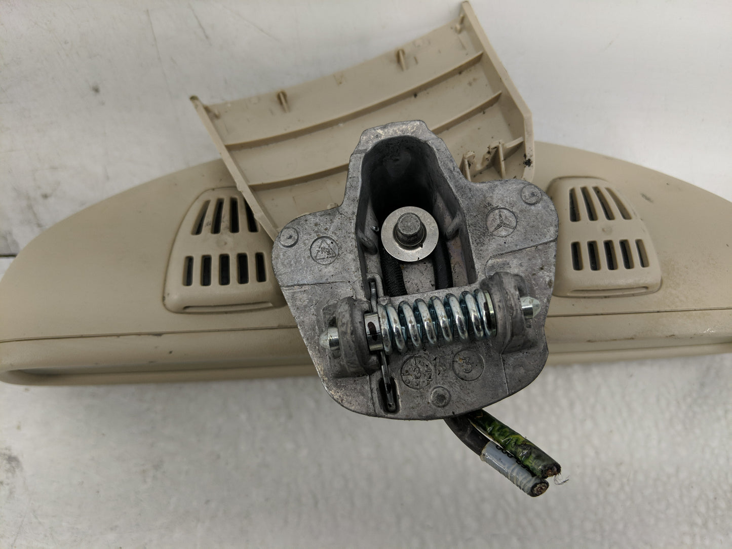 2013-2016 Mercedes-Benz Gl450 Interior Rear View Mirror Replacement OEM P/N:GNTX-822 Fits Fits 2012 2013 2014 2015 2016 OEM 
