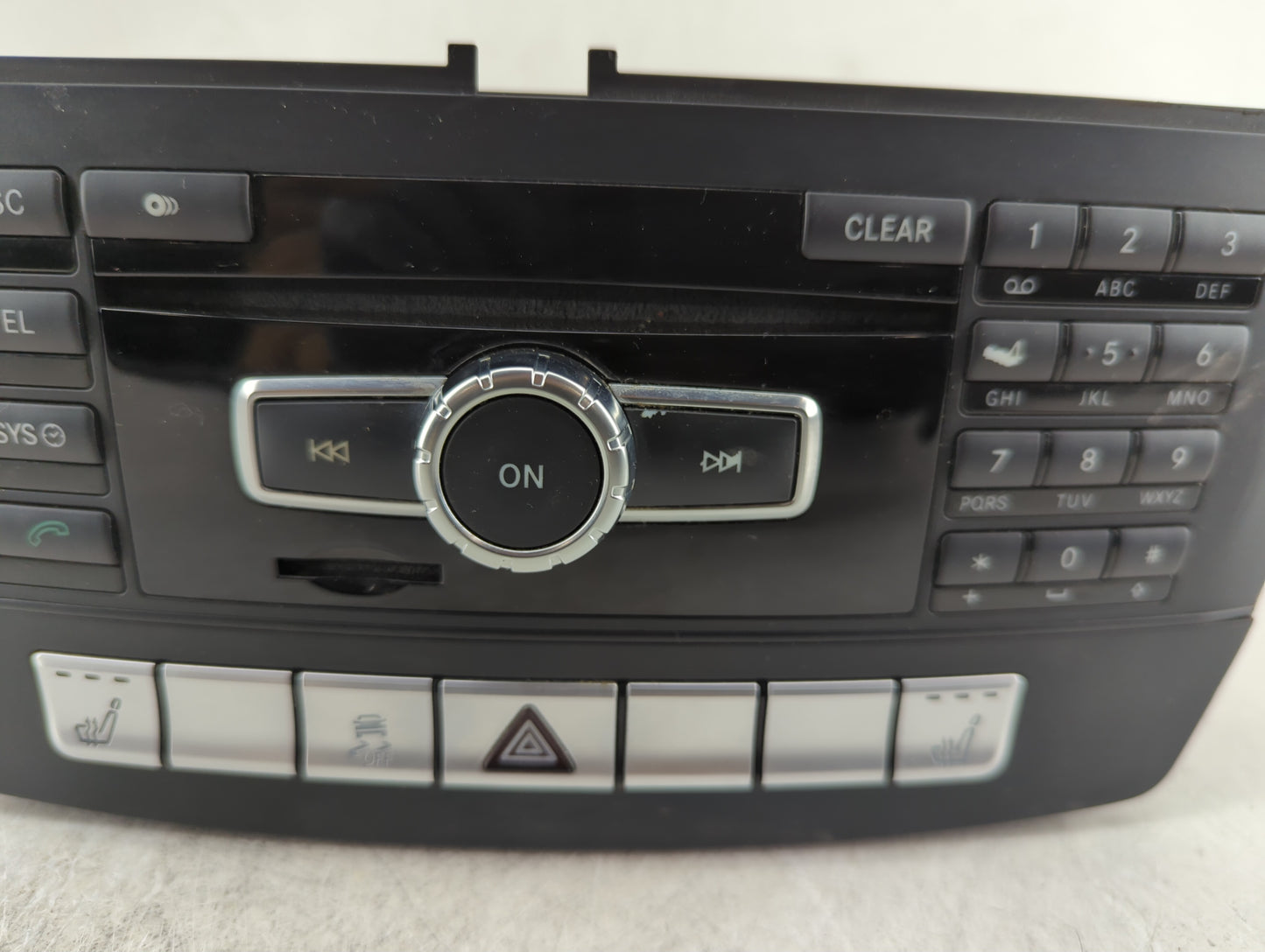 2013 Mercedes-Benz Gl450 Radio AM FM Cd Player Receiver Replacement P/N:1669000109 Fits OEM Used Auto Parts - Oemusedautopar