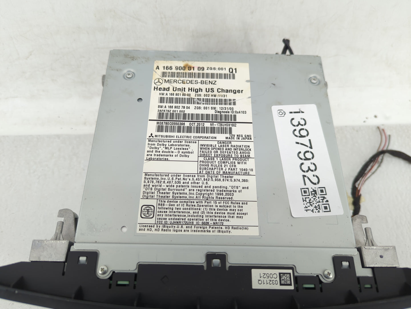 2013 Mercedes-Benz Gl450 Radio AM FM Cd Player Receiver Replacement P/N:1669000109 Fits OEM Used Auto Parts - Oemusedautopar