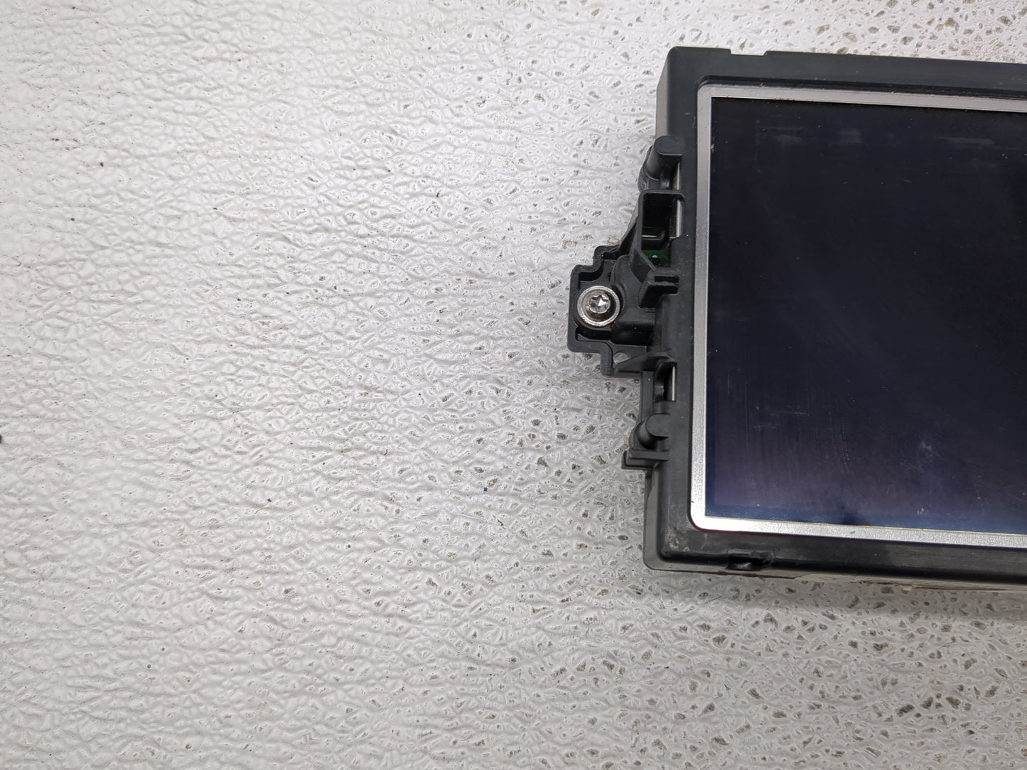 2013-2014 Mercedes-benz Gl450 Information Display Screen - Oemusedautoparts1.com