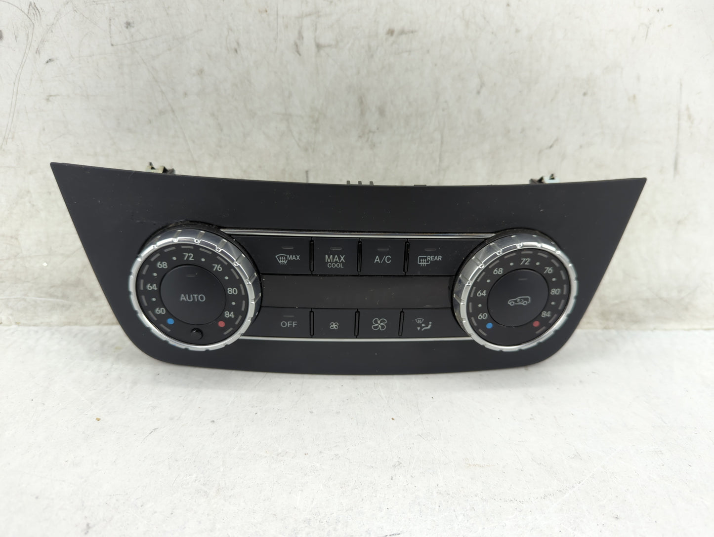 2013 Mercedes-Benz Gl450 Climate Control Module Temperature AC/Heater Replacement P/N:A1669007008 Fits OEM Used Auto Parts -