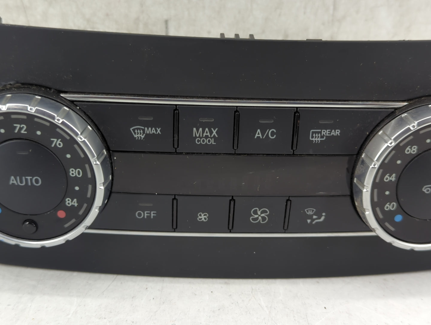 2013 Mercedes-Benz Gl450 Climate Control Module Temperature AC/Heater Replacement P/N:A1669007008 Fits OEM Used Auto Parts -