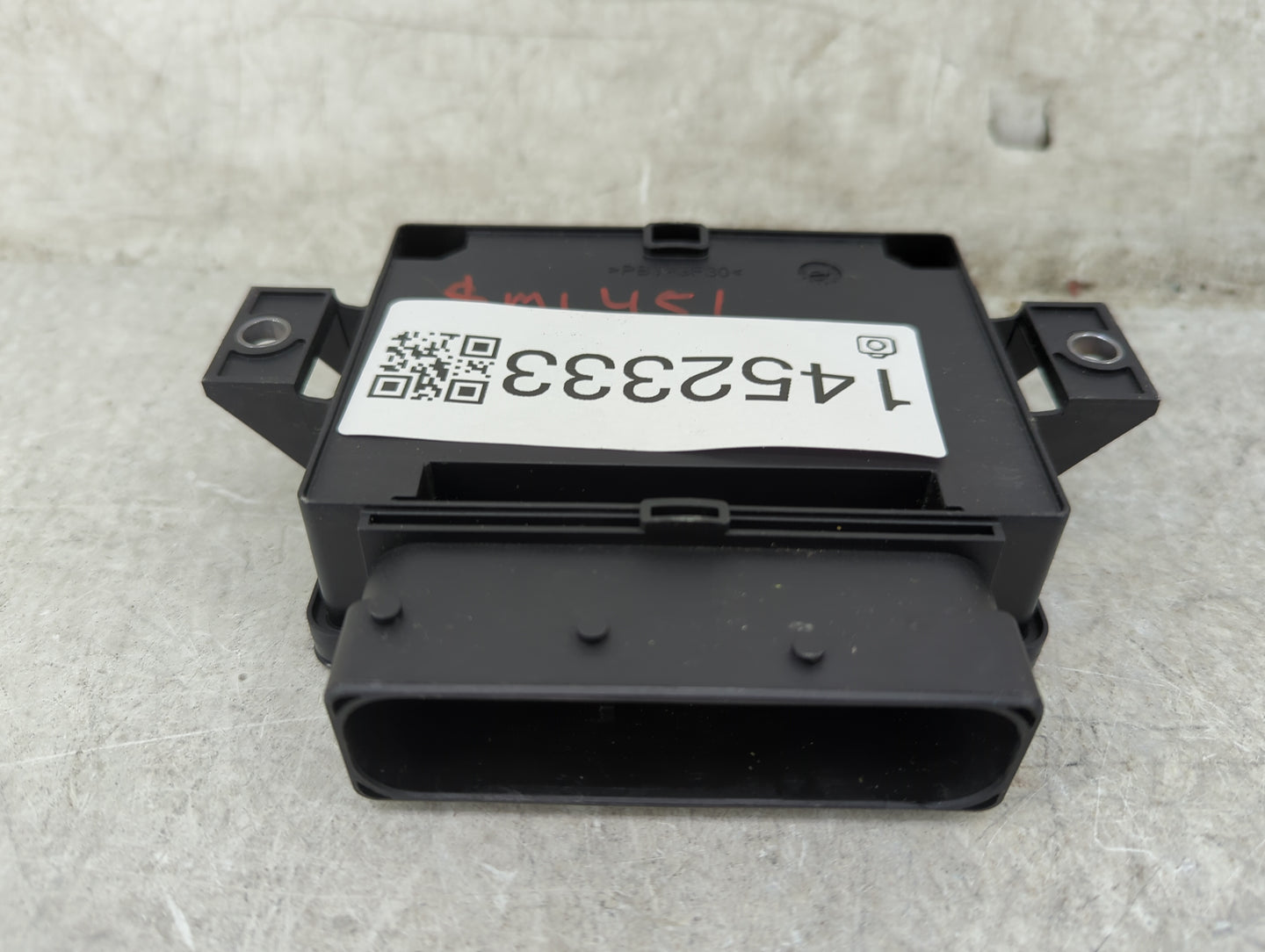 2013-2014 Mercedes-benz Gl450 Parking Brake Control Module - Oemusedautoparts1.com
