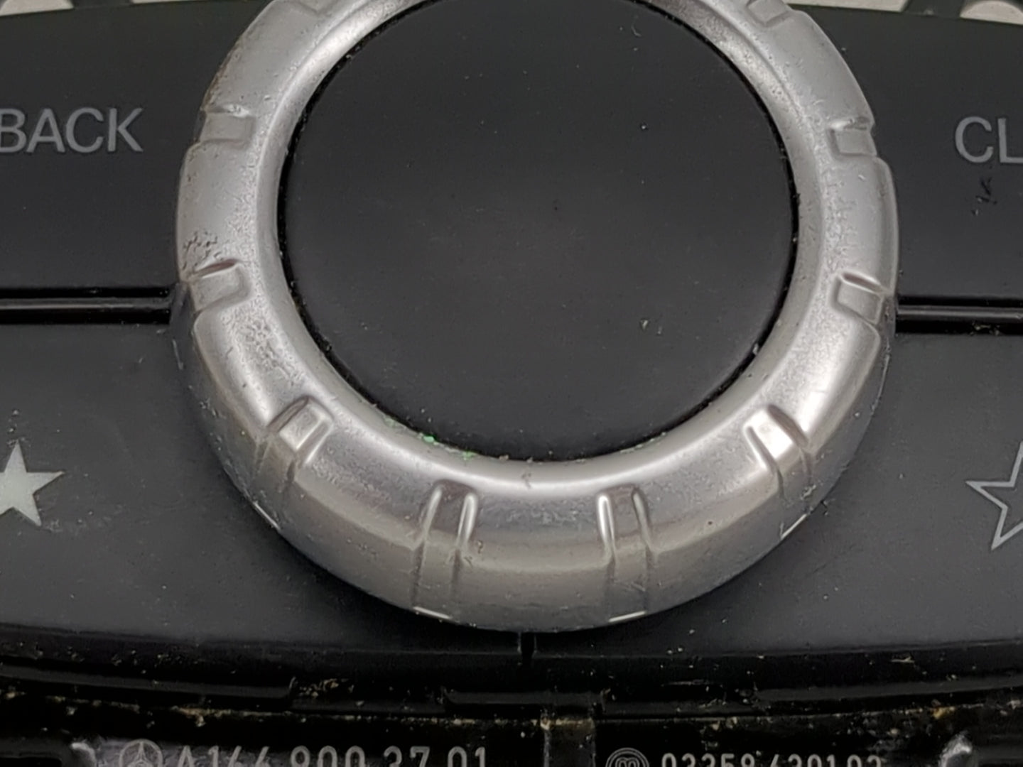 2013-2013 Mercedes-benz Gl450 Radio Control Panel - Oemusedautoparts1.com