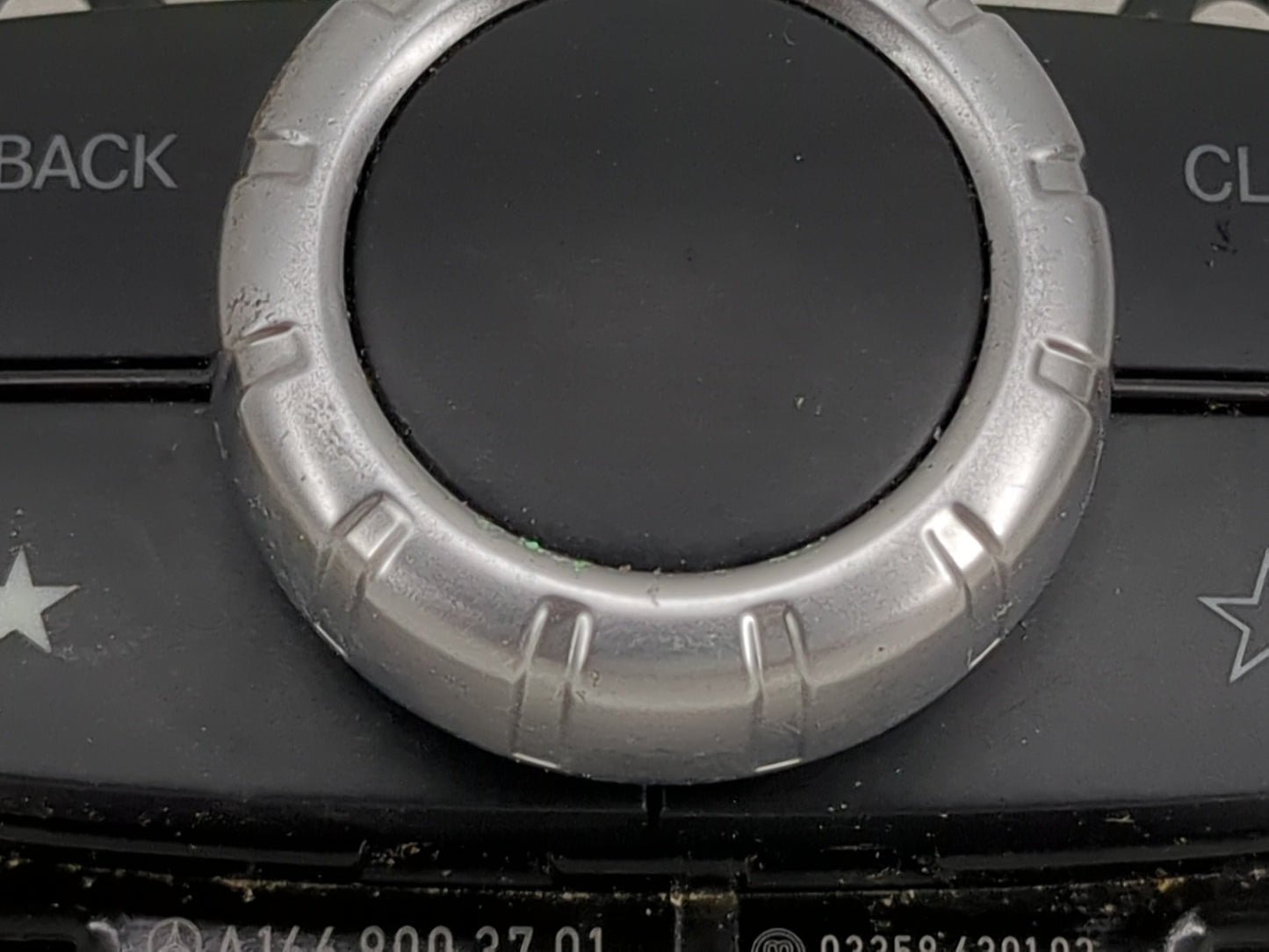 2013-2013 Mercedes-benz Gl450 Radio Control Panel - Oemusedautoparts1.com