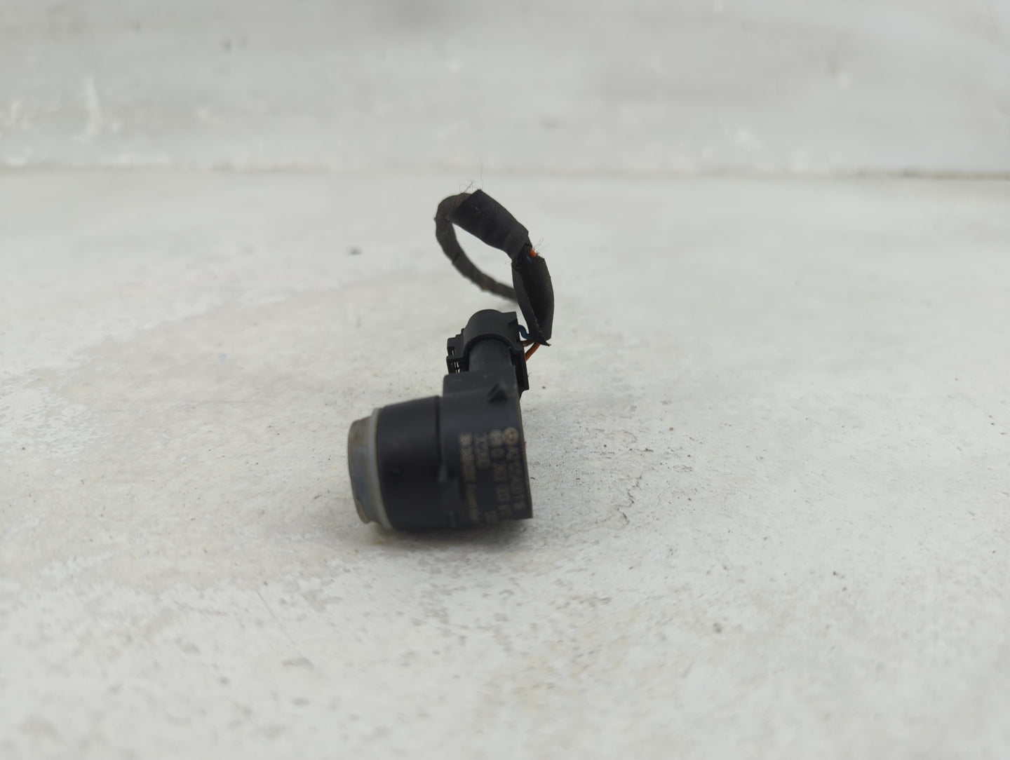 2013 Mercedes-benz Gl450 Front Park Assist Sensor Black 1456218 - Oemusedautoparts1.com