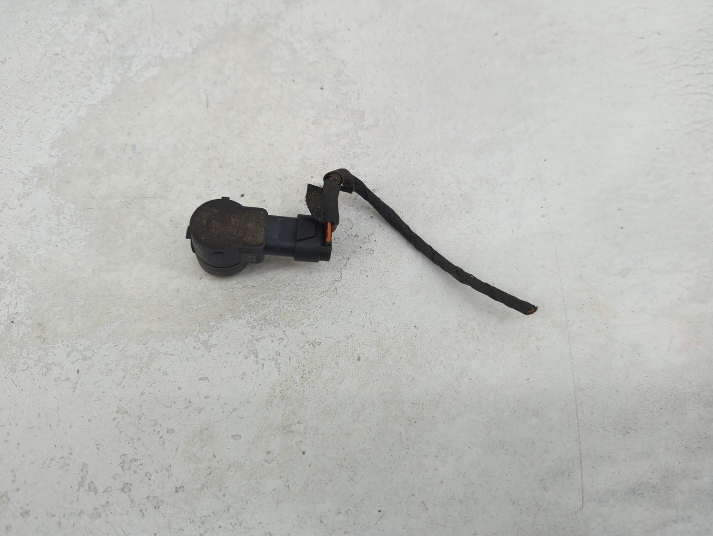 2013 Mercedes-benz Gl450 Front Park Assist Sensor Black 1456218 - Oemusedautoparts1.com