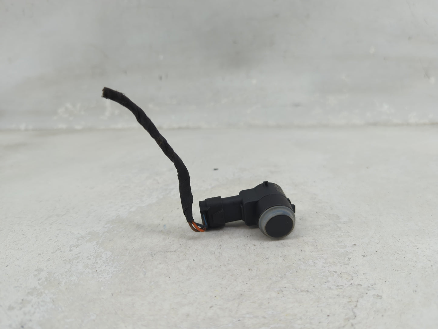 2013 Mercedes-benz Gl450 Front Park Assist Sensor Silver - Oemusedautoparts1.com