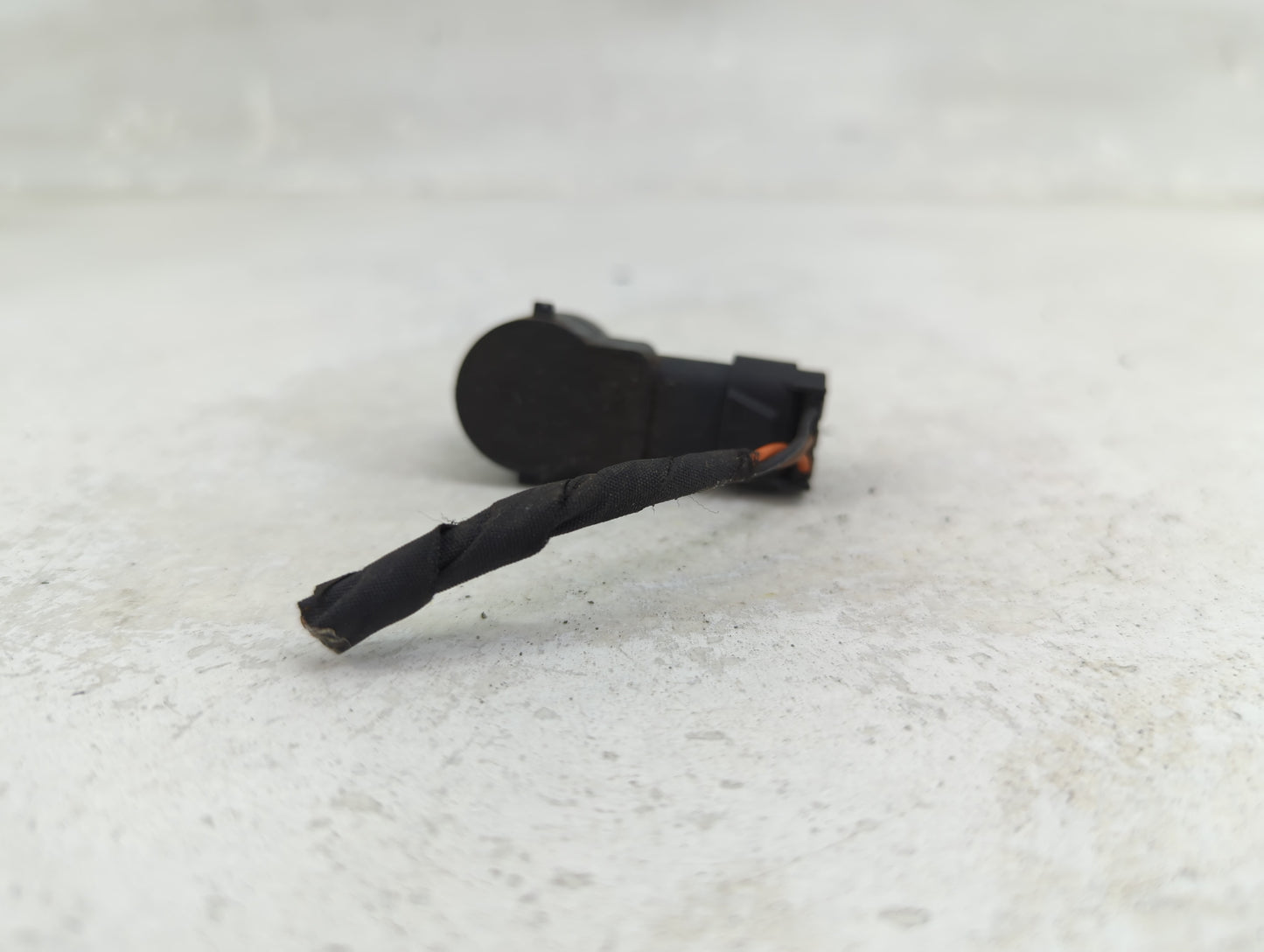 2013 Mercedes-benz Gl450 Front Park Assist Sensor Black 1456823 - Oemusedautoparts1.com