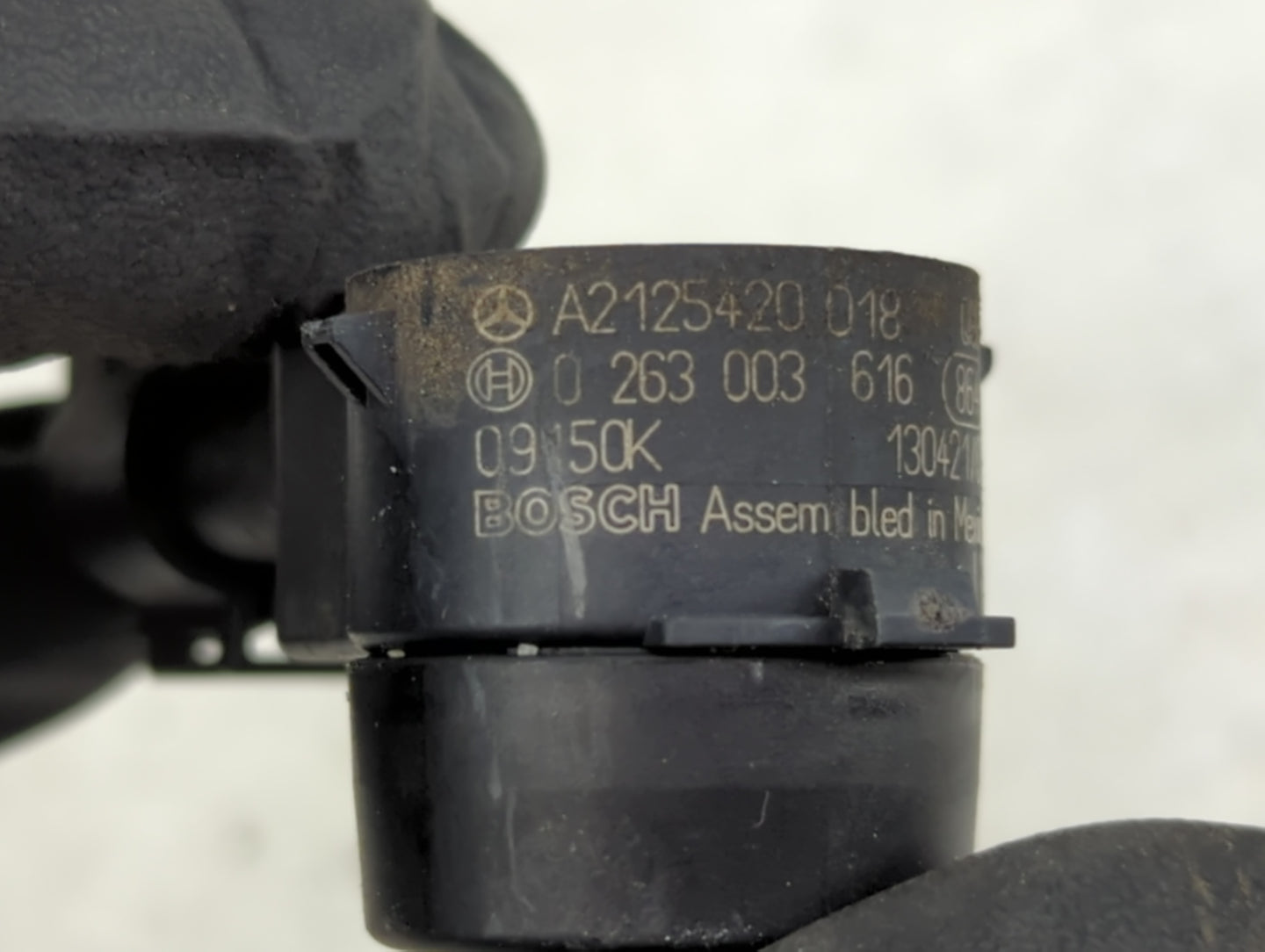 2013 Mercedes-benz Gl450 Front Park Assist Sensor Black 1456823 - Oemusedautoparts1.com