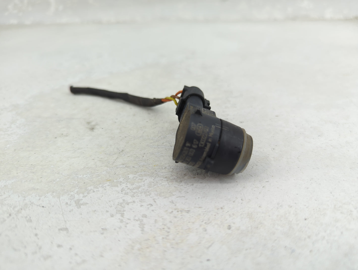 2013 Mercedes-benz Gl450 Front Park Assist Sensor Black - Oemusedautoparts1.com