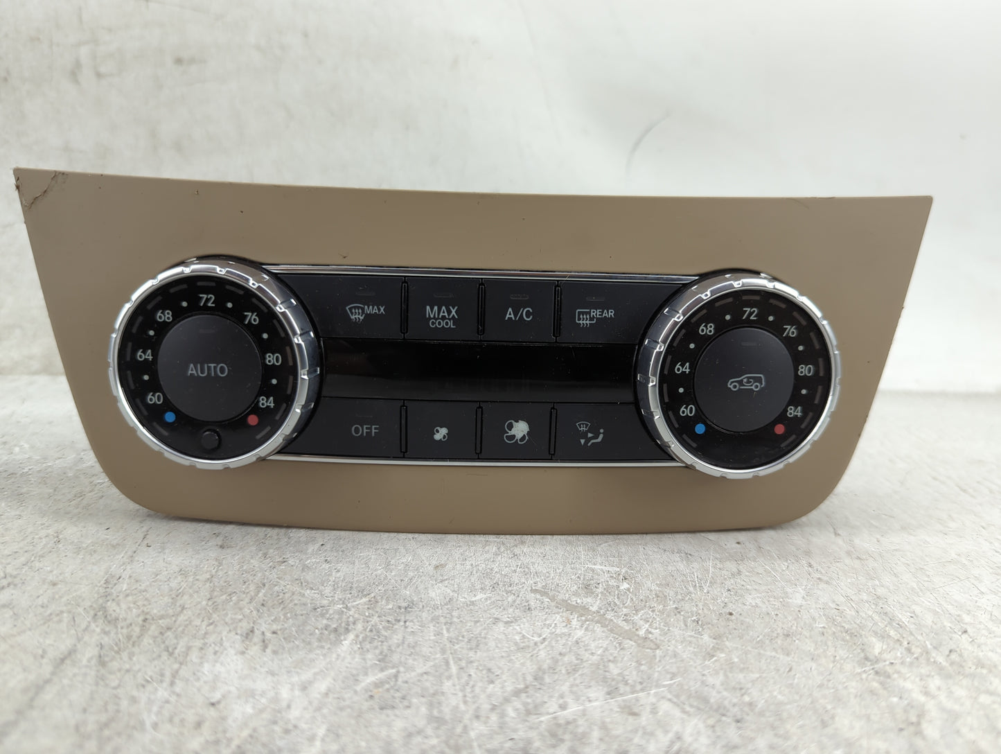 2013 Mercedes-Benz Gl450 Climate Control Module Temperature AC/Heater Replacement P/N:A 166 900 70 08 Fits OEM Used Auto Par