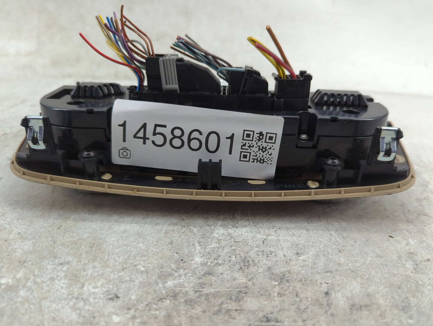 2013 Mercedes-Benz Gl450 Climate Control Module Temperature AC/Heater Replacement P/N:A 166 900 70 08 Fits OEM Used Auto Par