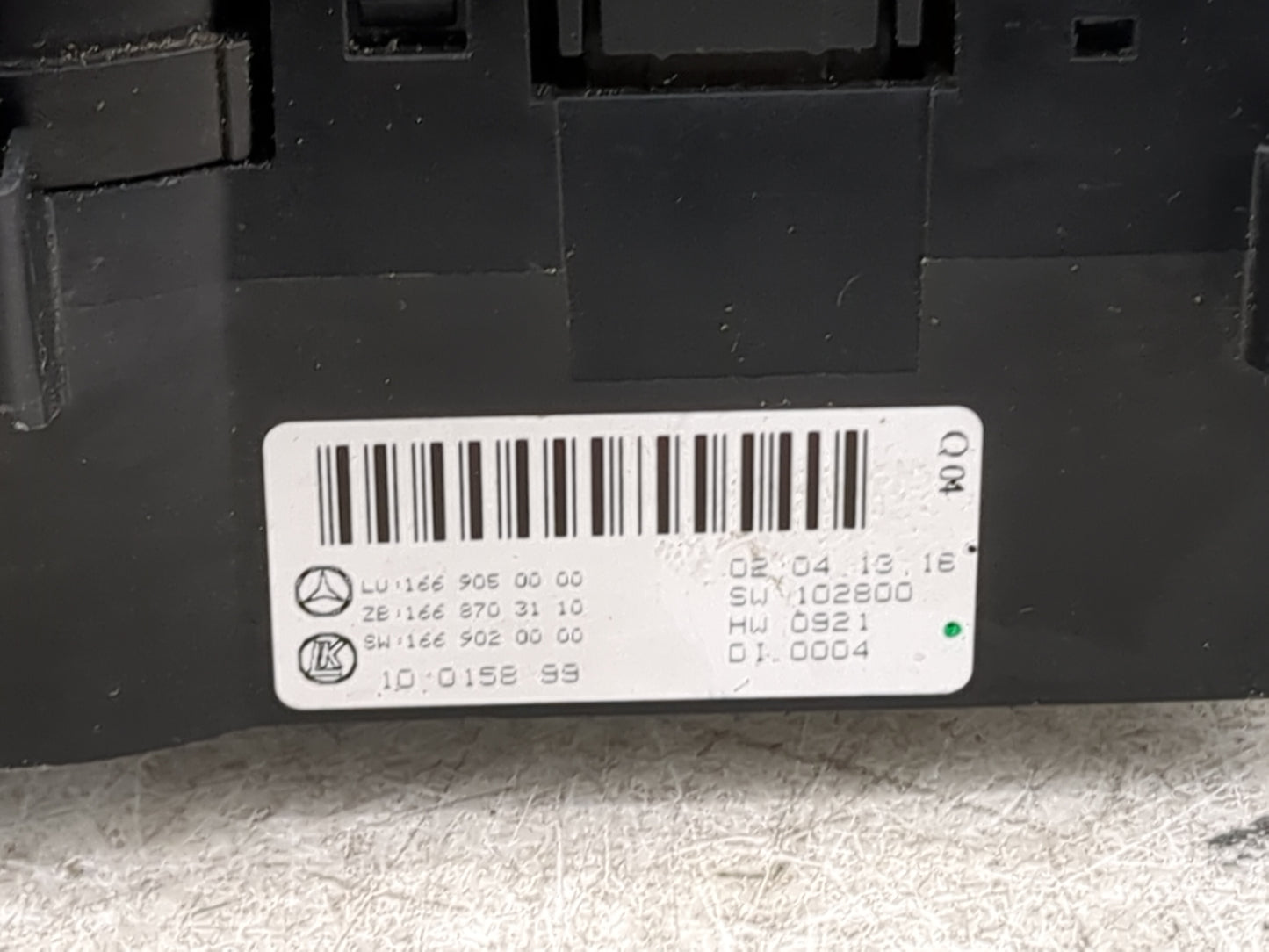 2013 Mercedes-Benz Gl450 Climate Control Module Temperature AC/Heater Replacement P/N:166 902 00 00 166 870 31 10 Fits Fits 