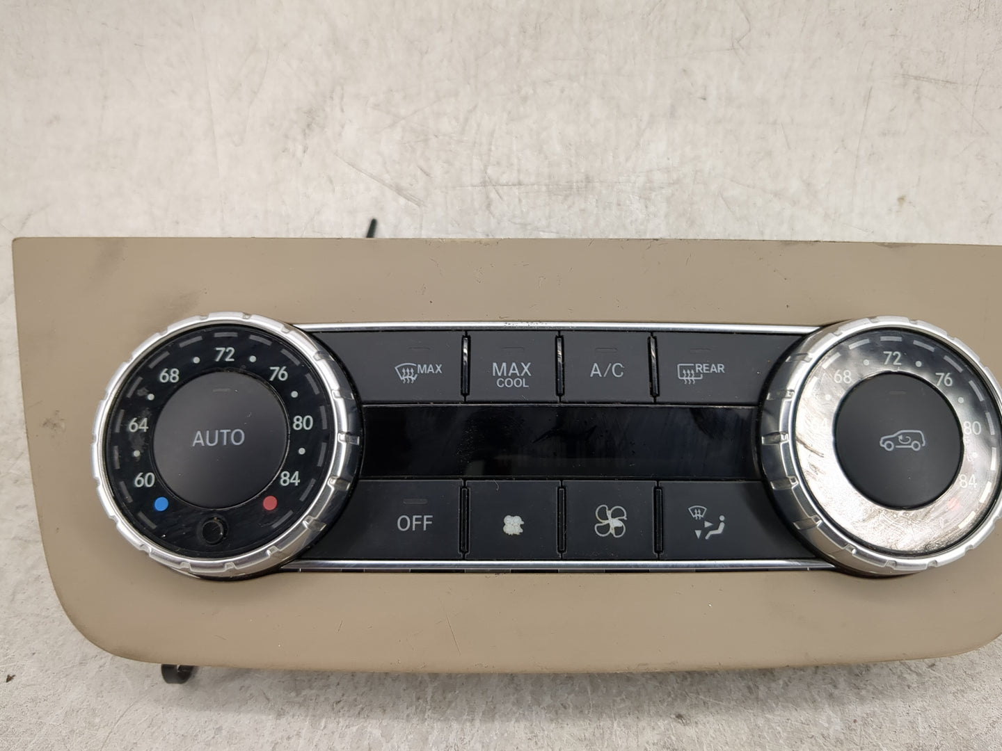 2013 Mercedes-Benz Gl450 Climate Control Module Temperature AC/Heater Replacement P/N:A 166 900 70 08 Fits OEM Used Auto Par