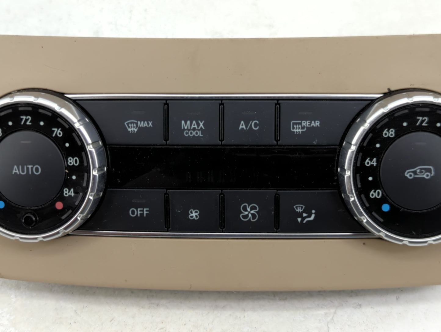 2013 Mercedes-Benz Gl450 Climate Control Module Temperature AC/Heater Replacement P/N:A1669007008 Fits OEM Used Auto Parts -