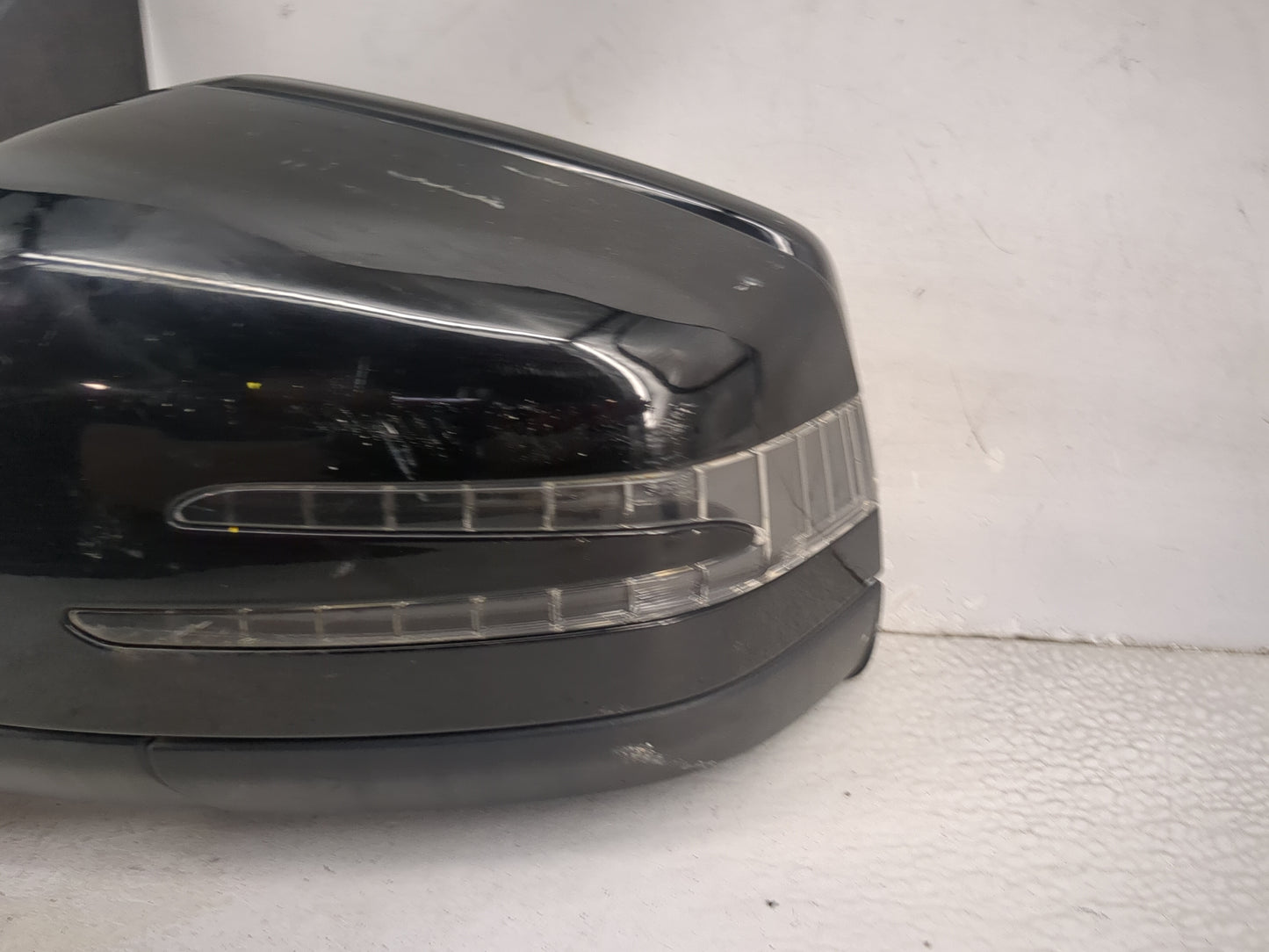 2013-2016 Mercedes-Benz Gl450 Driver Side View Mirror - Left Door Mirror OEM Used - Oemusedautoparts1.com
