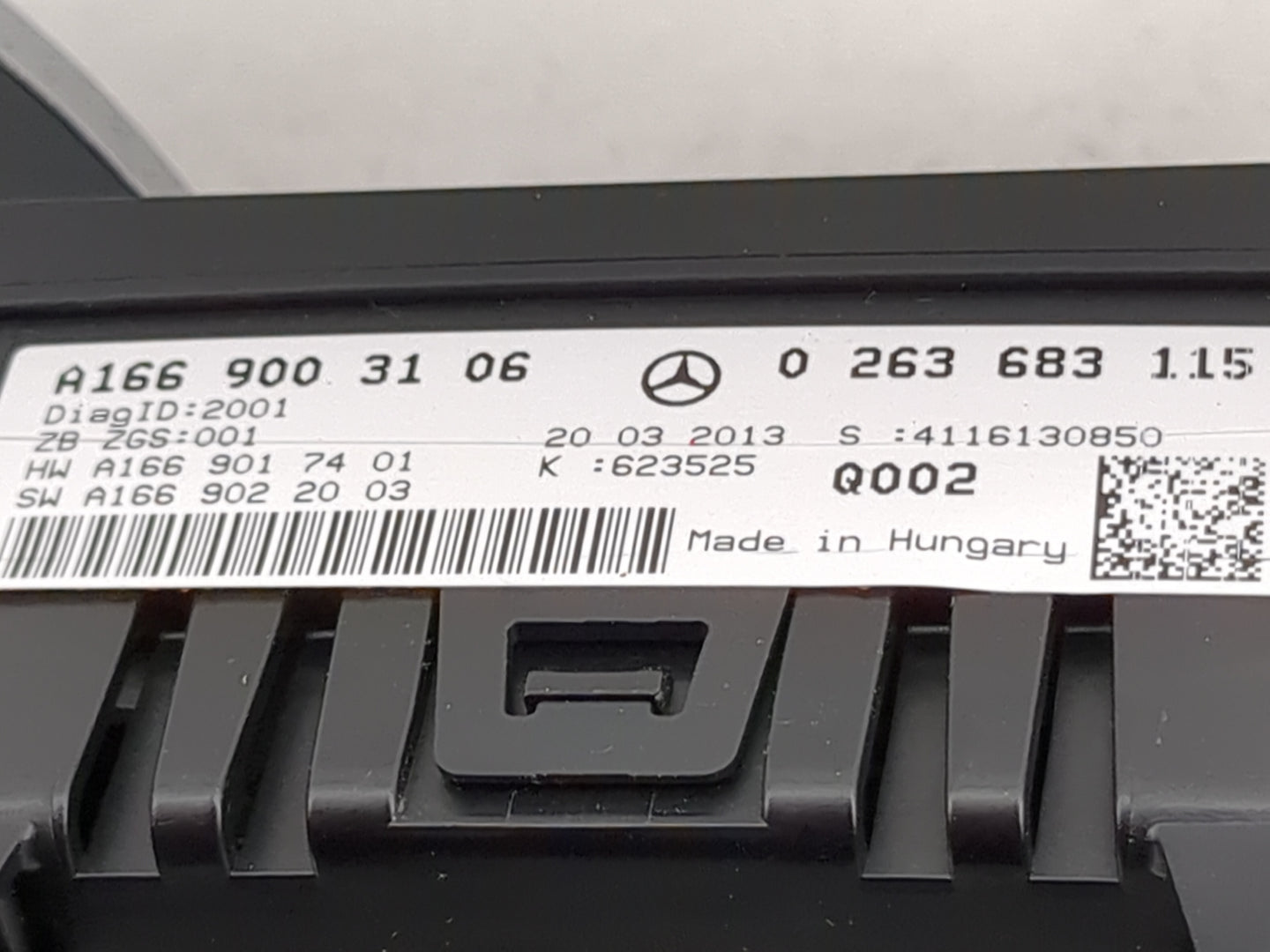 2013 Mercedes-Benz Gl450 Instrument Cluster Speedometer Gauges P/N:A1669003106 0263683115, A1669017401, A1669022003 Miles: F