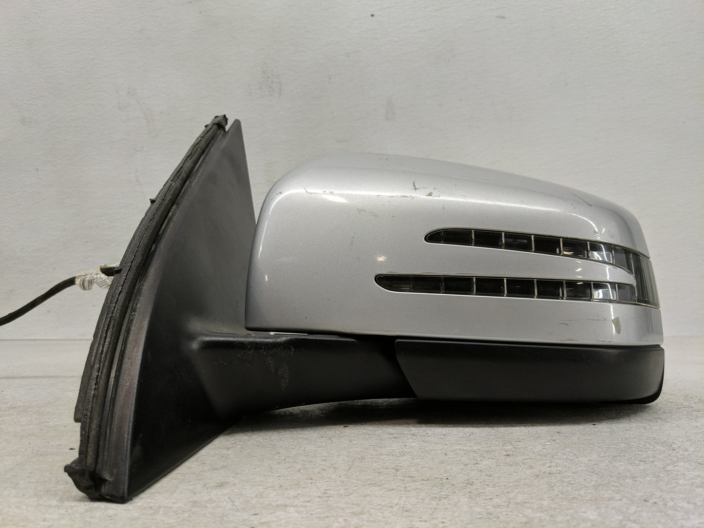 2013 Mercedes-Benz Glc300 Side Mirror Replacement Driver Left View Door Mirror P/N:A166 810 31 16 Fits Fits 2012 2014 2015 2