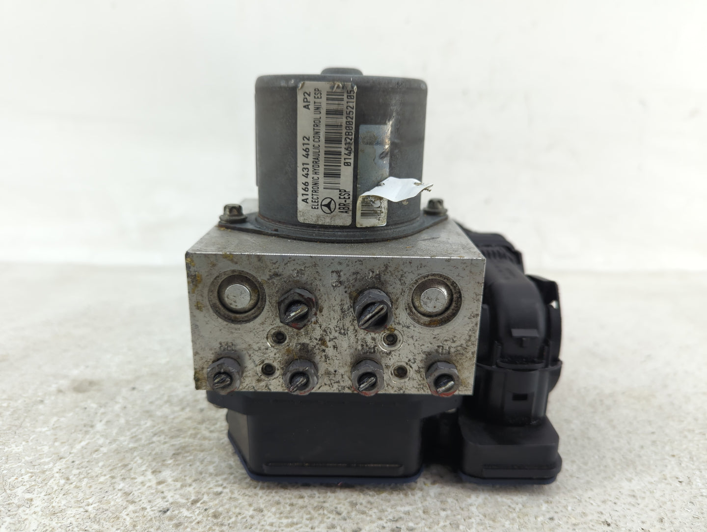 2012-2013 Mercedes-Benz Ml350 ABS Pump Control Module Replacement P/N:A166 431 4612 Fits Fits 2012 2013 OEM Used Auto Parts 