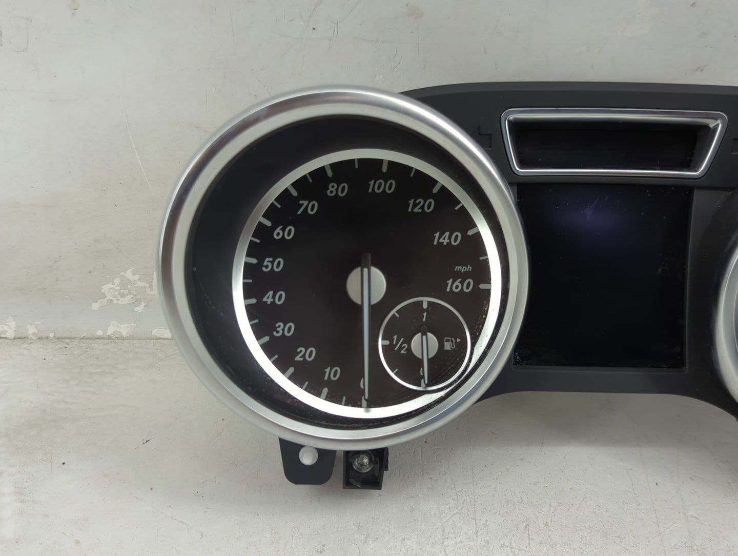 2013 Mercedes-Benz Ml350 Instrument Cluster Speedometer Gauges P/N:A1669003106 0263683115, A1669017401, A1669022003 Miles:63