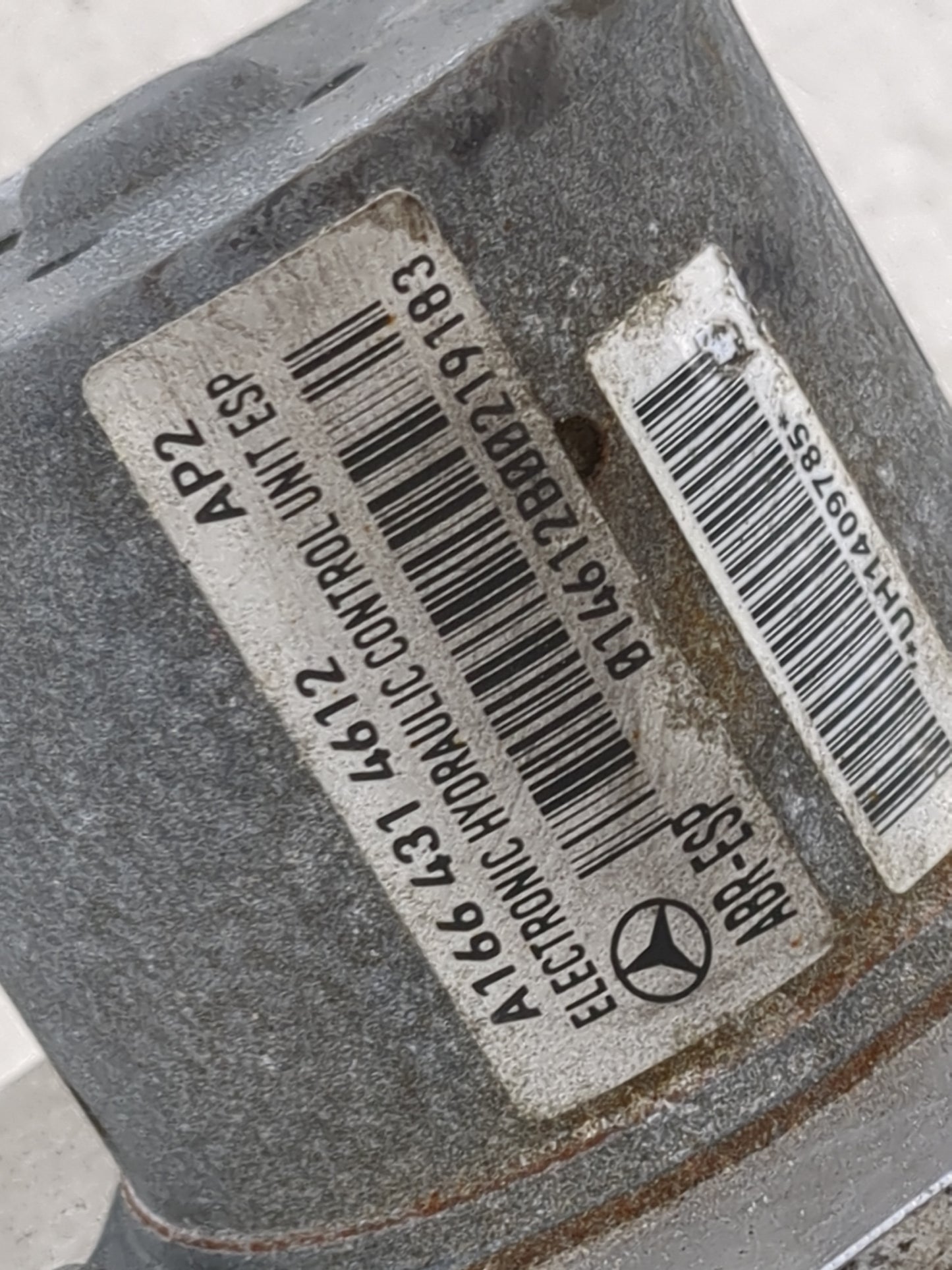 2013 Mercedes-Benz Ml350 ABS Pump Control Module Replacement P/N:A1664316612 B14612BB8219183 Fits OEM Used Auto Parts - Oemu