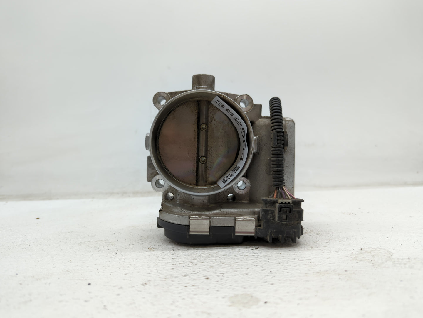 2012-2015 Mercedes-Benz Ml350 Throttle Body P/N:A 276 141 01 25 2761410125 Fits OEM Used Auto Parts - Oemusedautoparts1.com