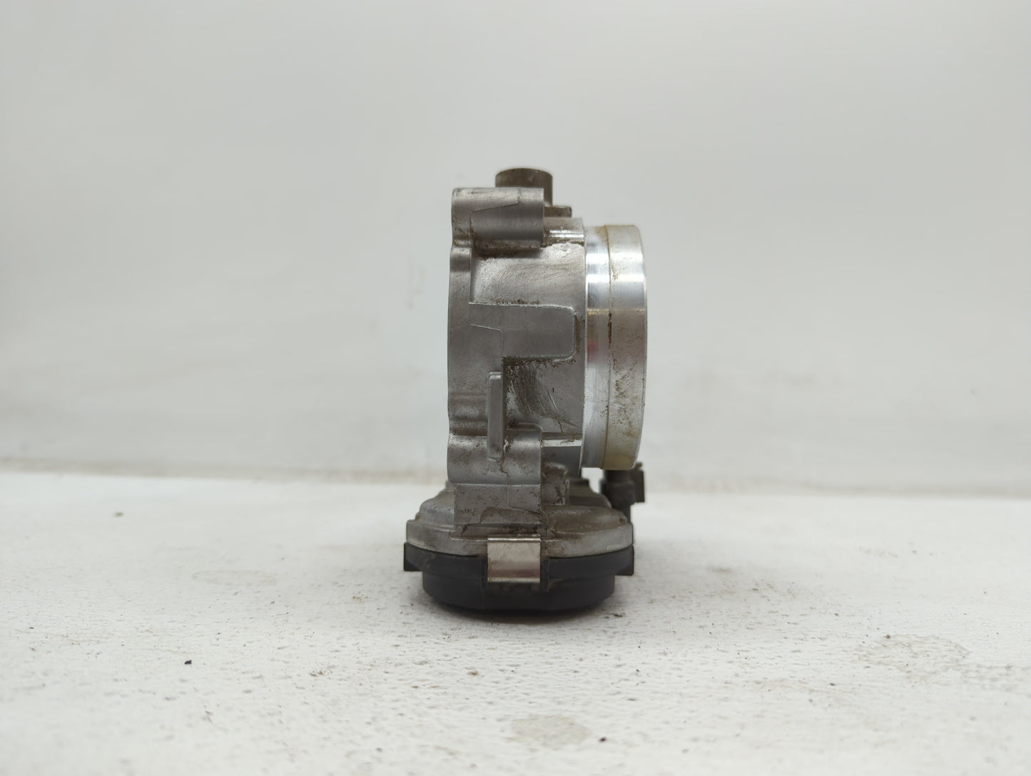 2012-2015 Mercedes-Benz Ml350 Throttle Body P/N:A 276 141 01 25 2761410125 Fits OEM Used Auto Parts - Oemusedautoparts1.com