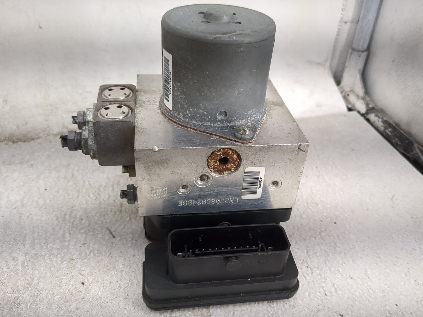 2012-2013 Mercedes-Benz Ml550 ABS Pump Control Module Replacement P/N:A16643147112 LM2208C02488E, WH1035680 Fits Fits 2012 2